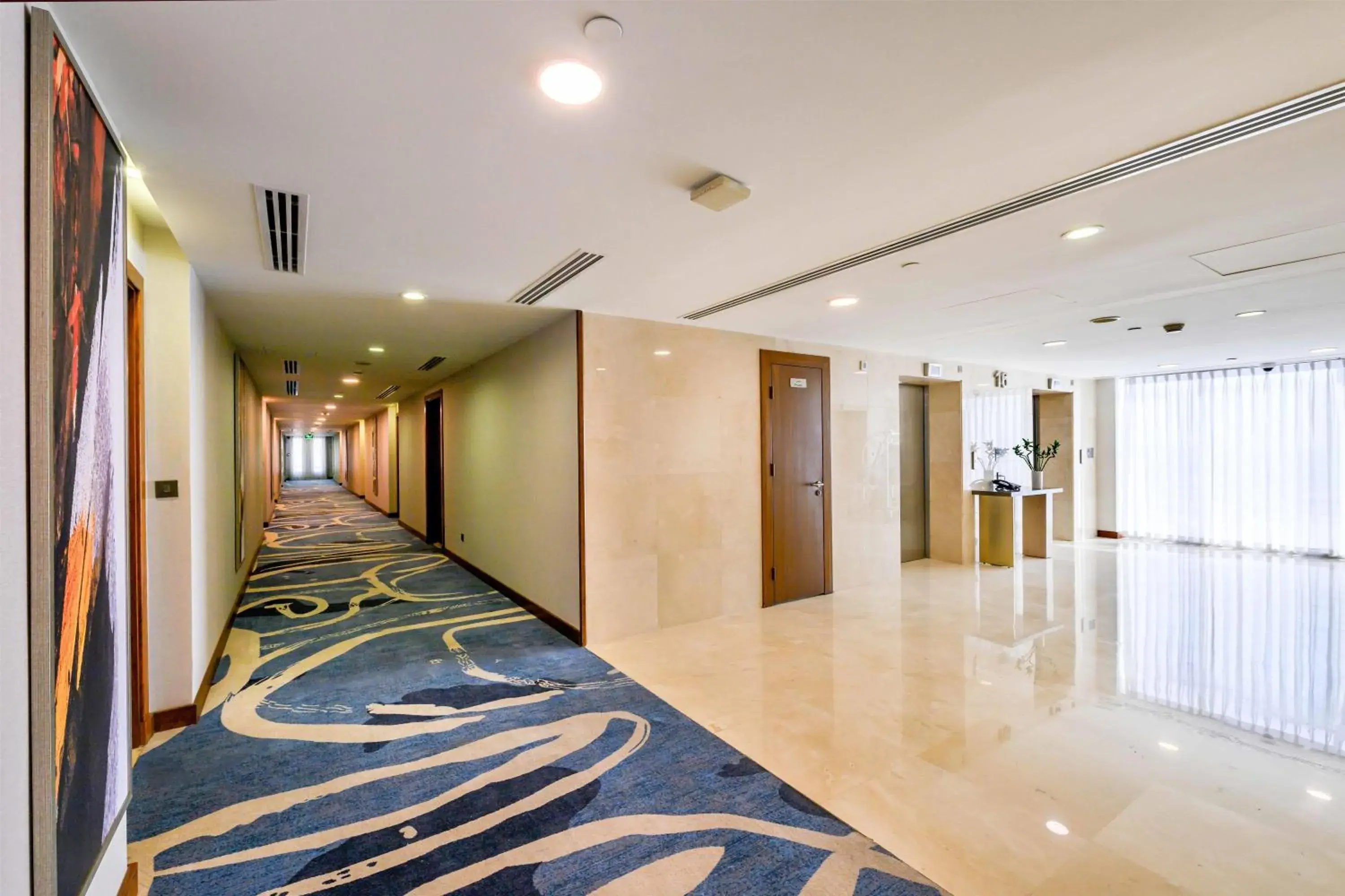 Lobby or reception in DoubleTree by Hilton Jeddah - Alandalus Mall Lobby or reception in DoubleTree by Hilton Jeddah - Alandalus Mall