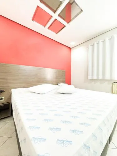 Bed in Golfinho Hotel (Adults Only)