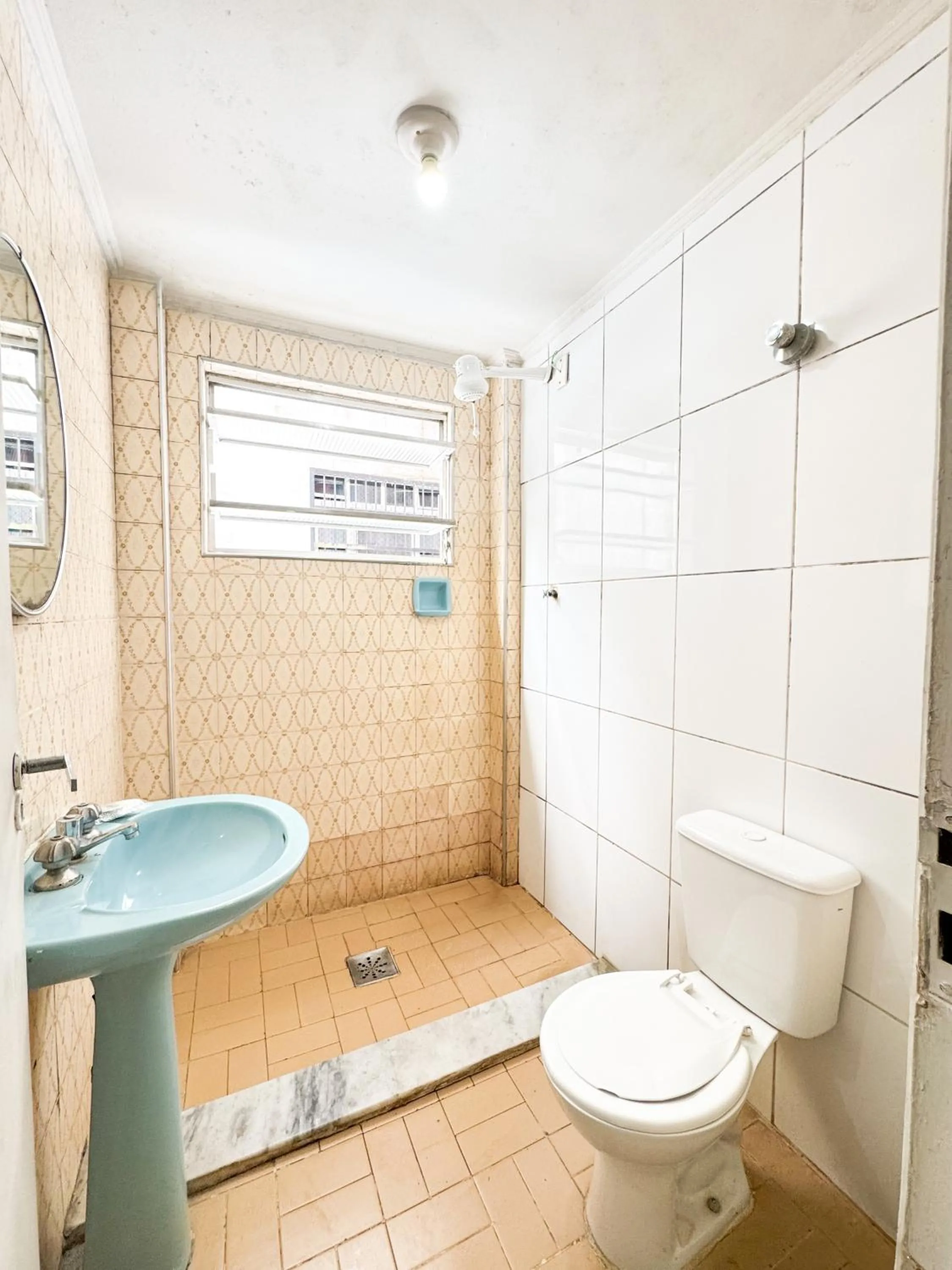 Bathroom in Golfinho Hotel (Adults Only)