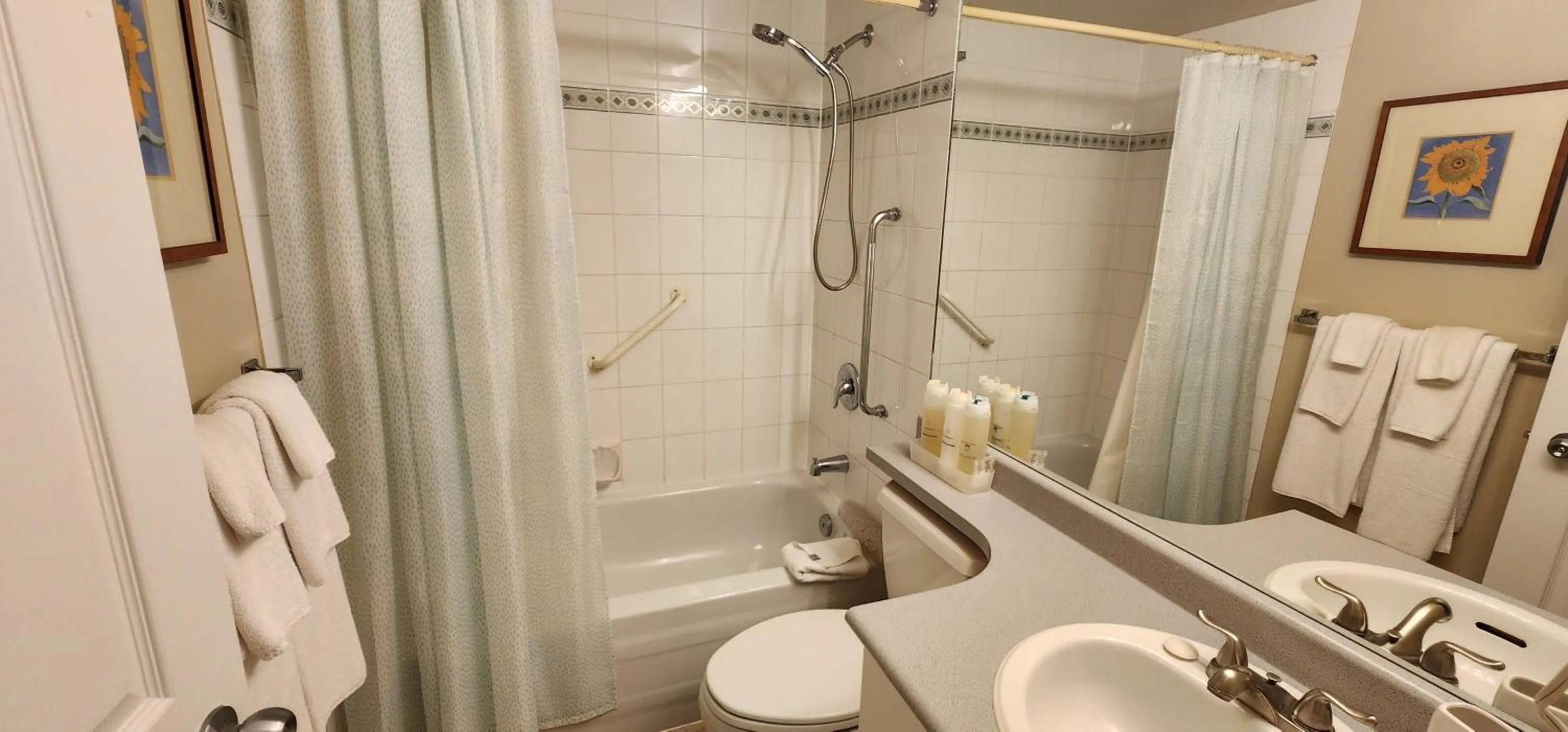 Toilet in Times Square Suites Hotel