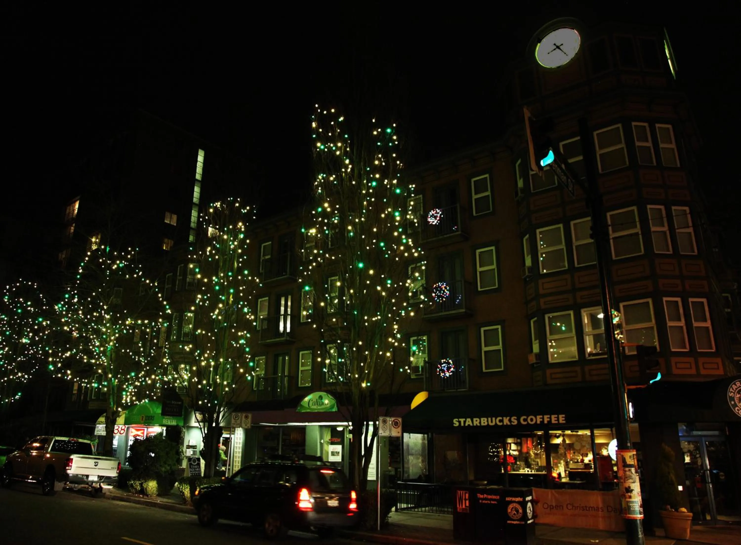 Facade/entrance in Times Square Suites Hotel