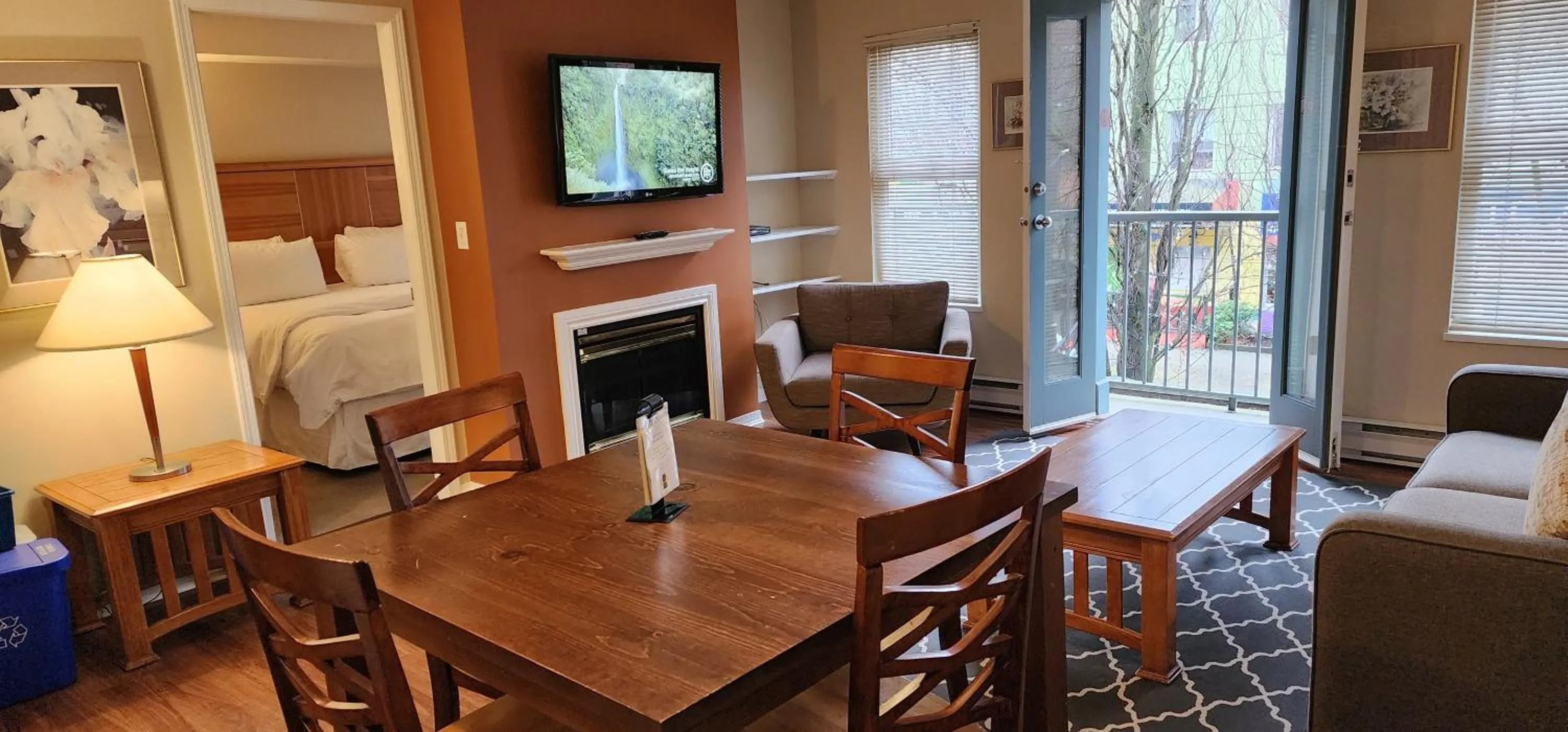 Bed in Times Square Suites Hotel