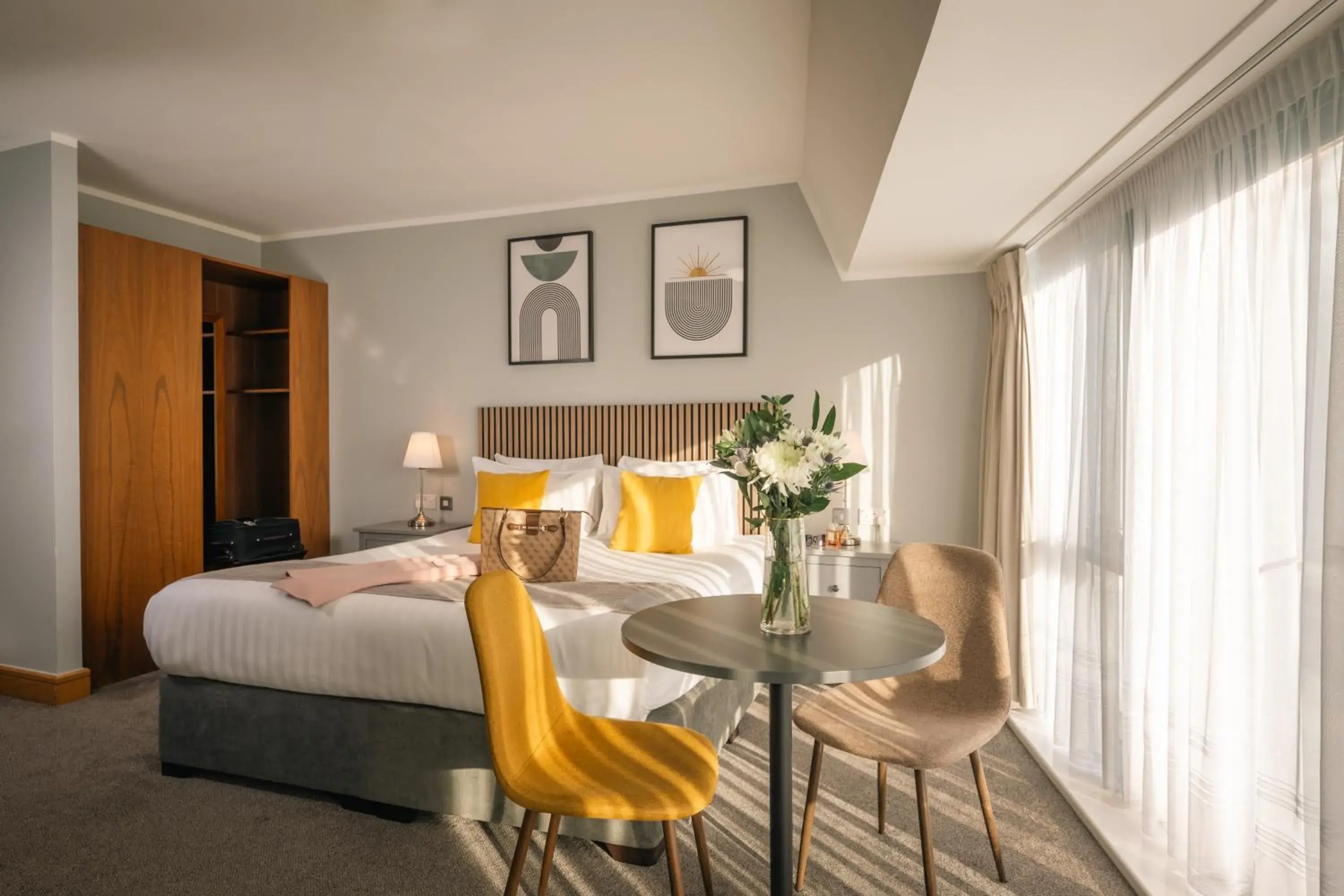 Bedroom, Bed in Beresford Hotel Bedroom, Bed in Beresford Hotel