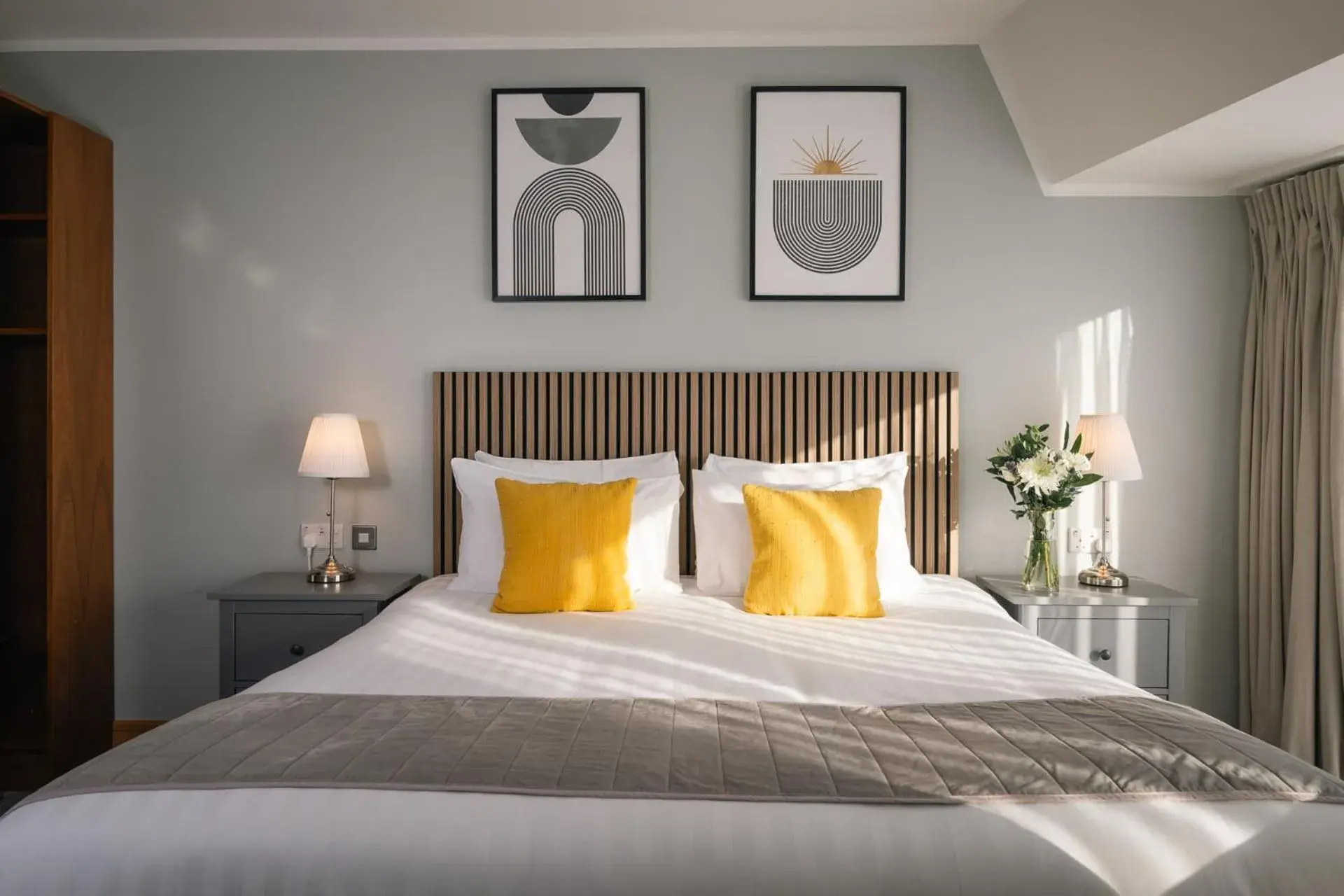 Bedroom, Bed in Beresford Hotel Bedroom, Bed in Beresford Hotel