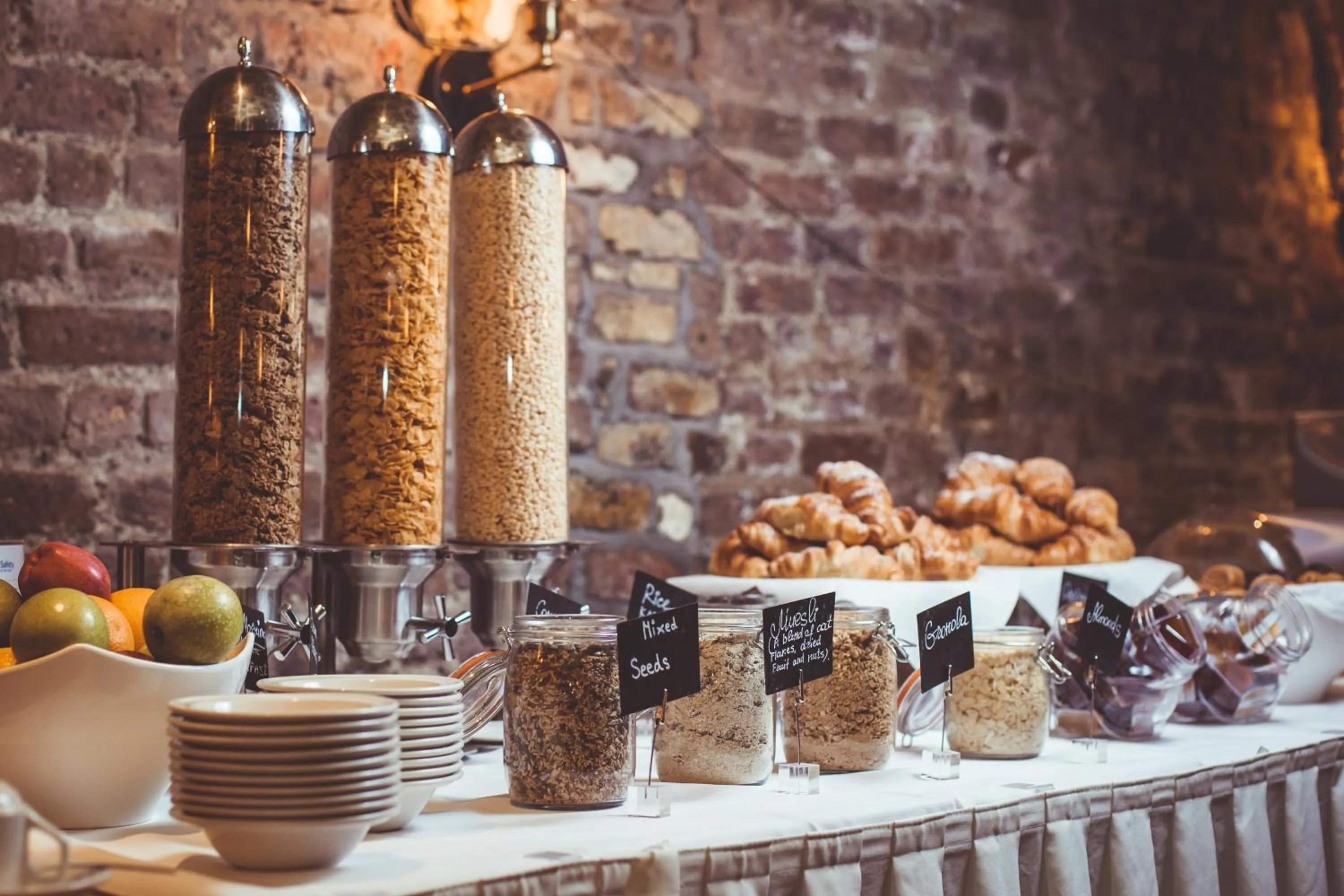 Breakfast in Beresford Hotel