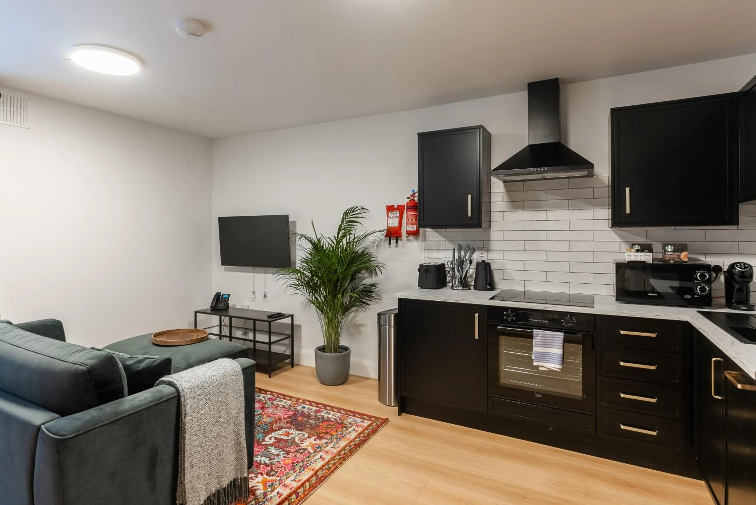 Kitchen or kitchenette in Hotel Isaacs Cork City