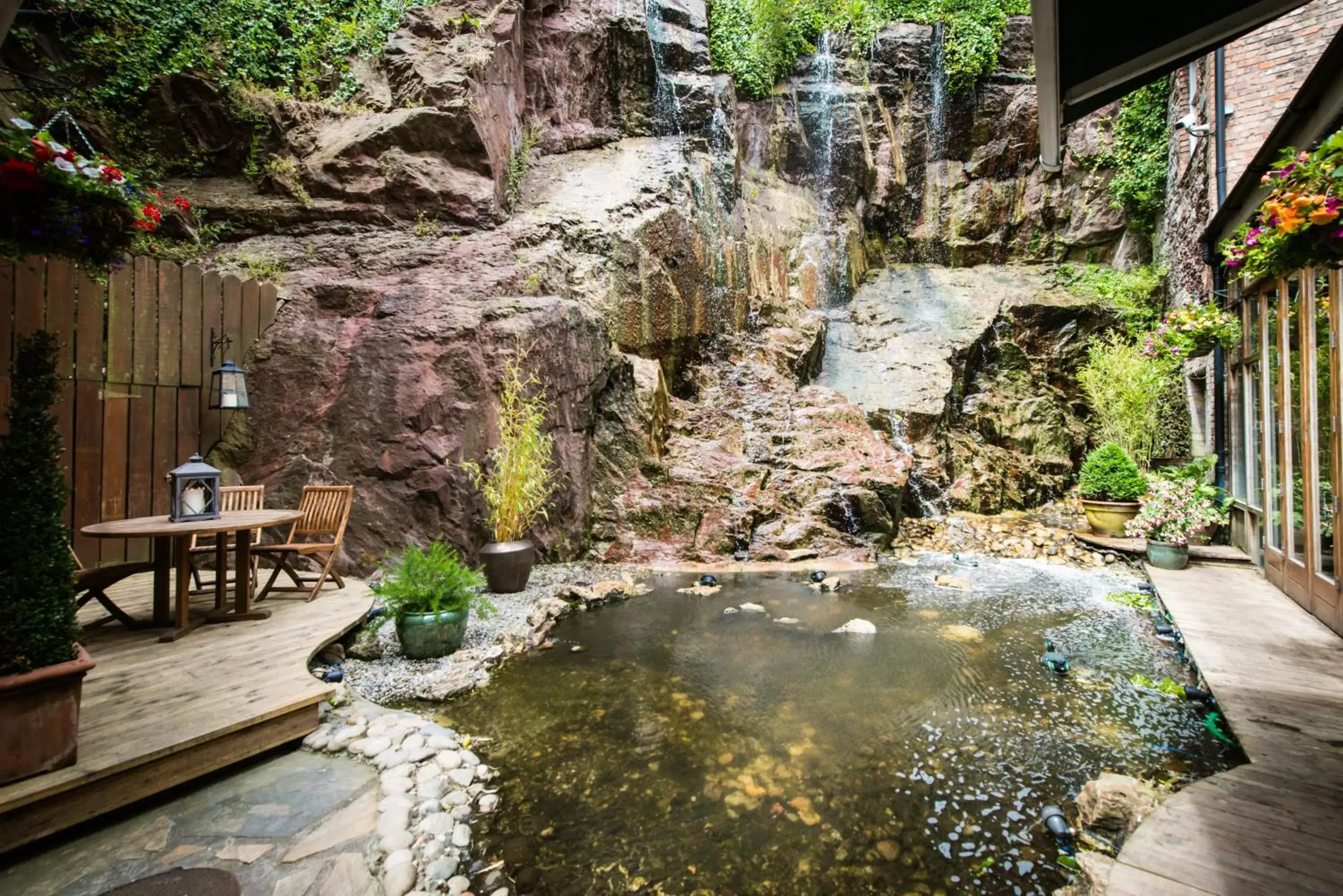 Facade/entrance in Hotel Isaacs Cork City Facade/entrance in Hotel Isaacs Cork City
