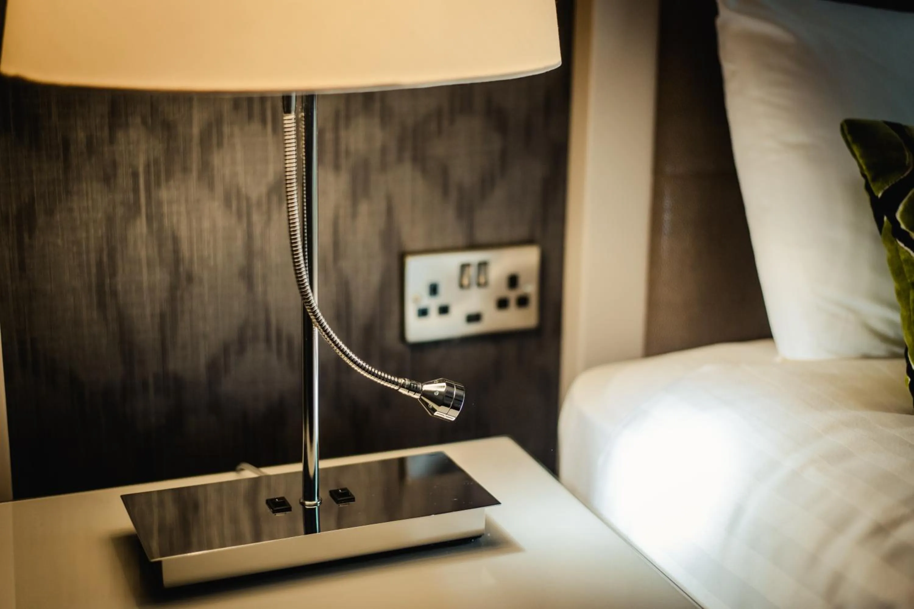 Bedroom, Bed in Hotel Isaacs Cork City