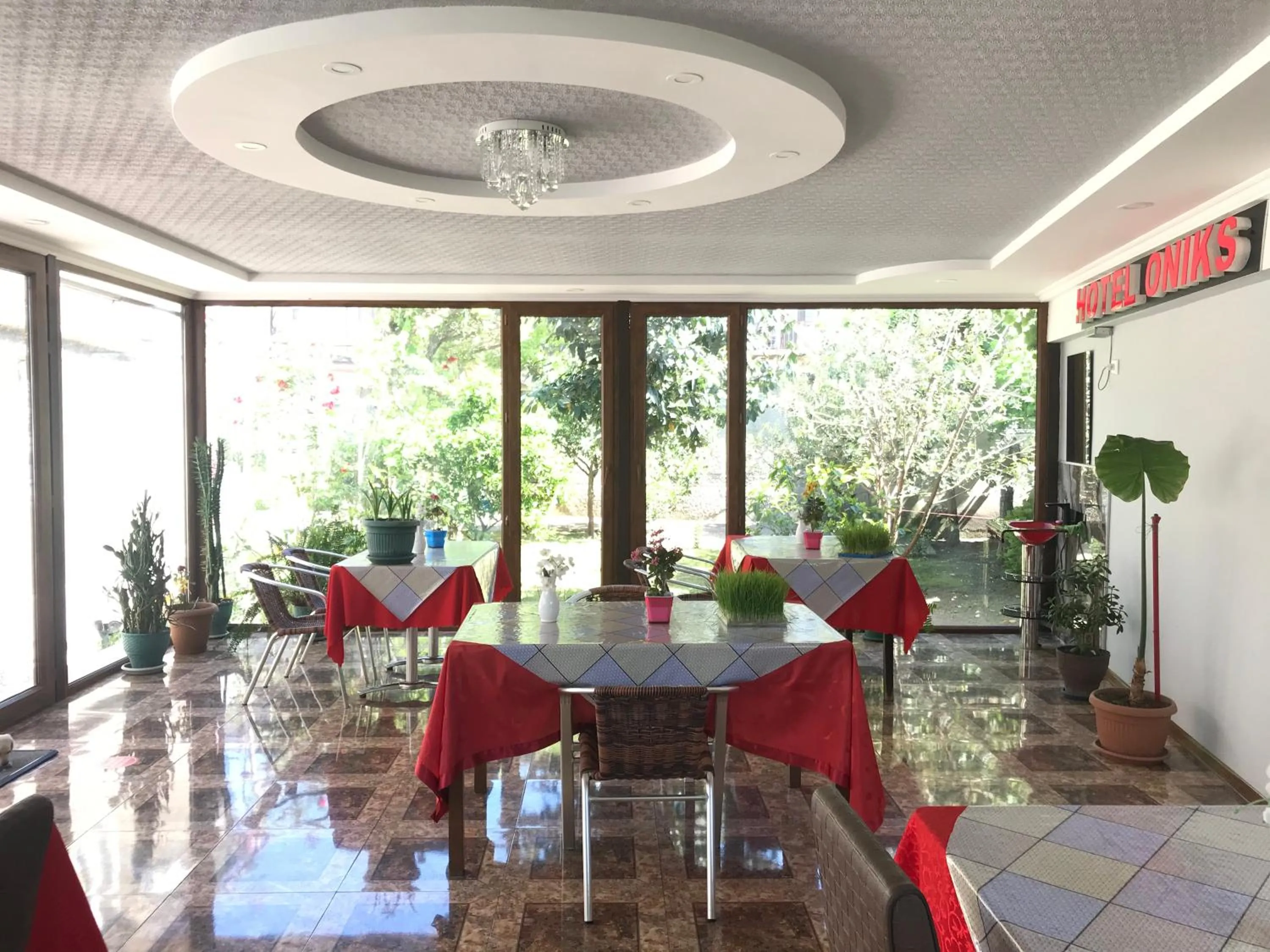 Hotel Oniks