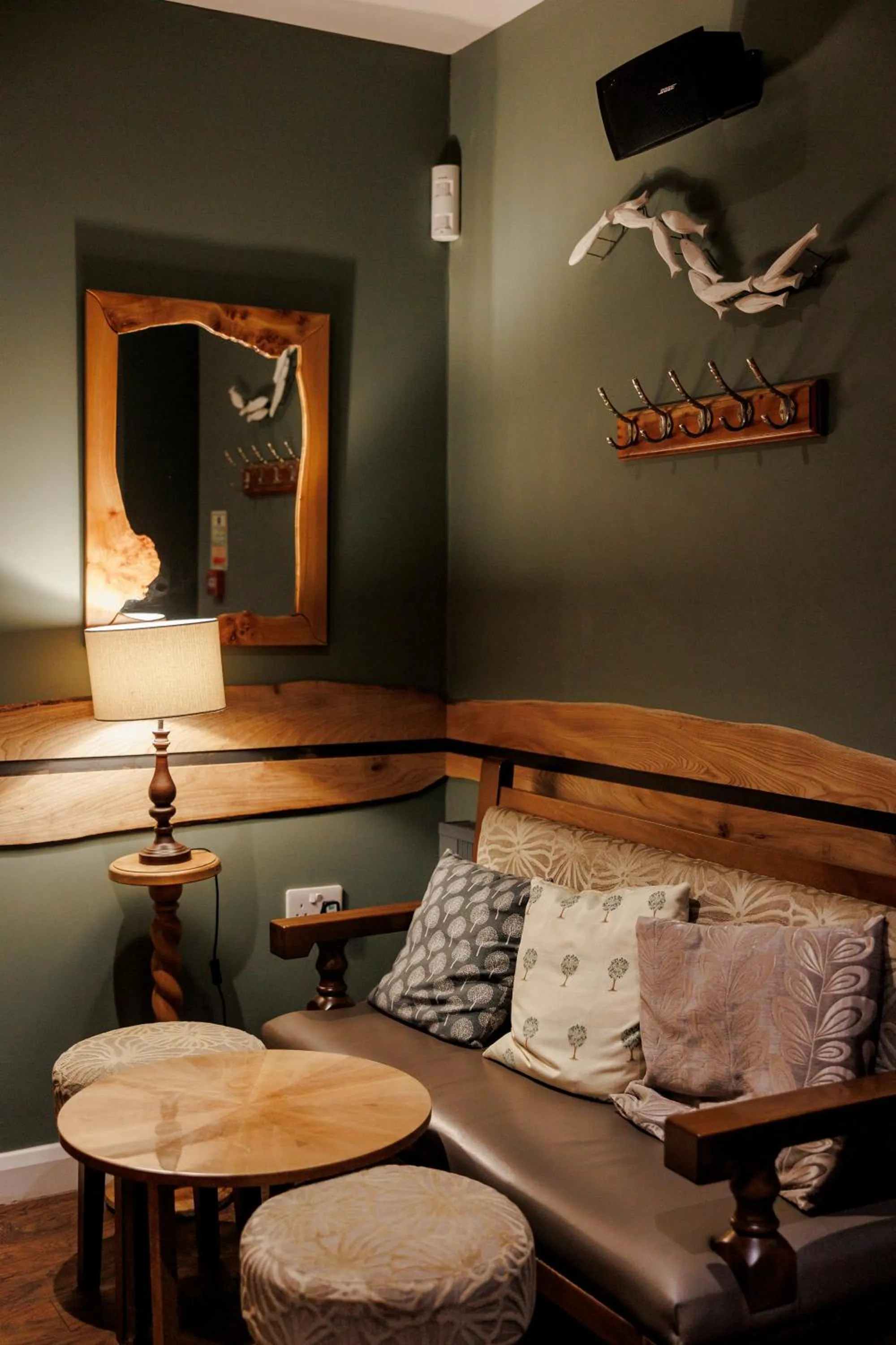 Living room in Ben Cruachan Inn - Restaurant, Pub with Rooms