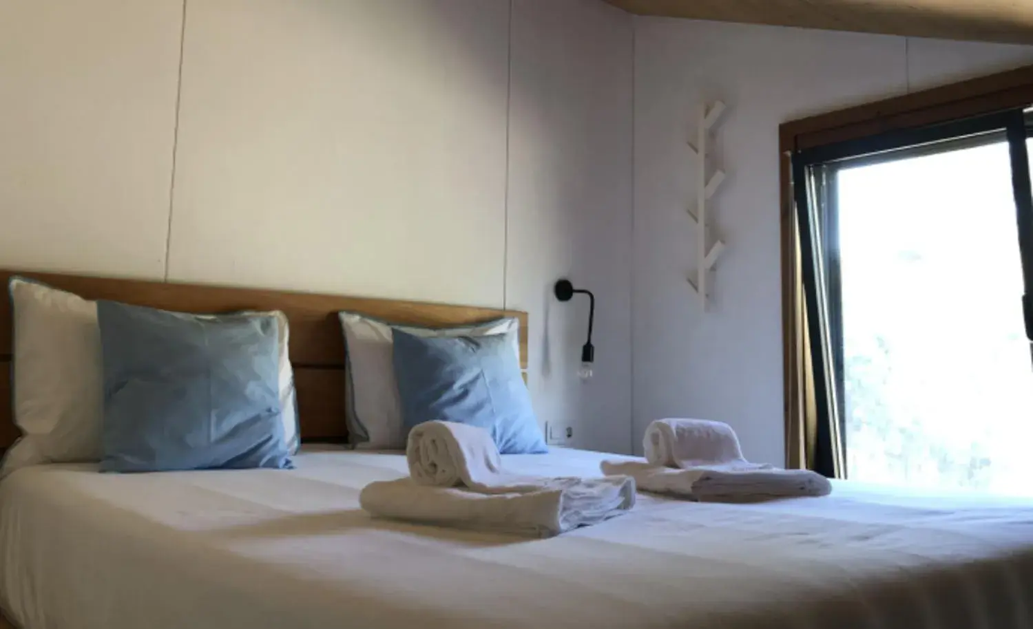 Deluxe Double Studio in Bukubaki Eco Surf Deluxe Double Studio in Bukubaki Eco Surf