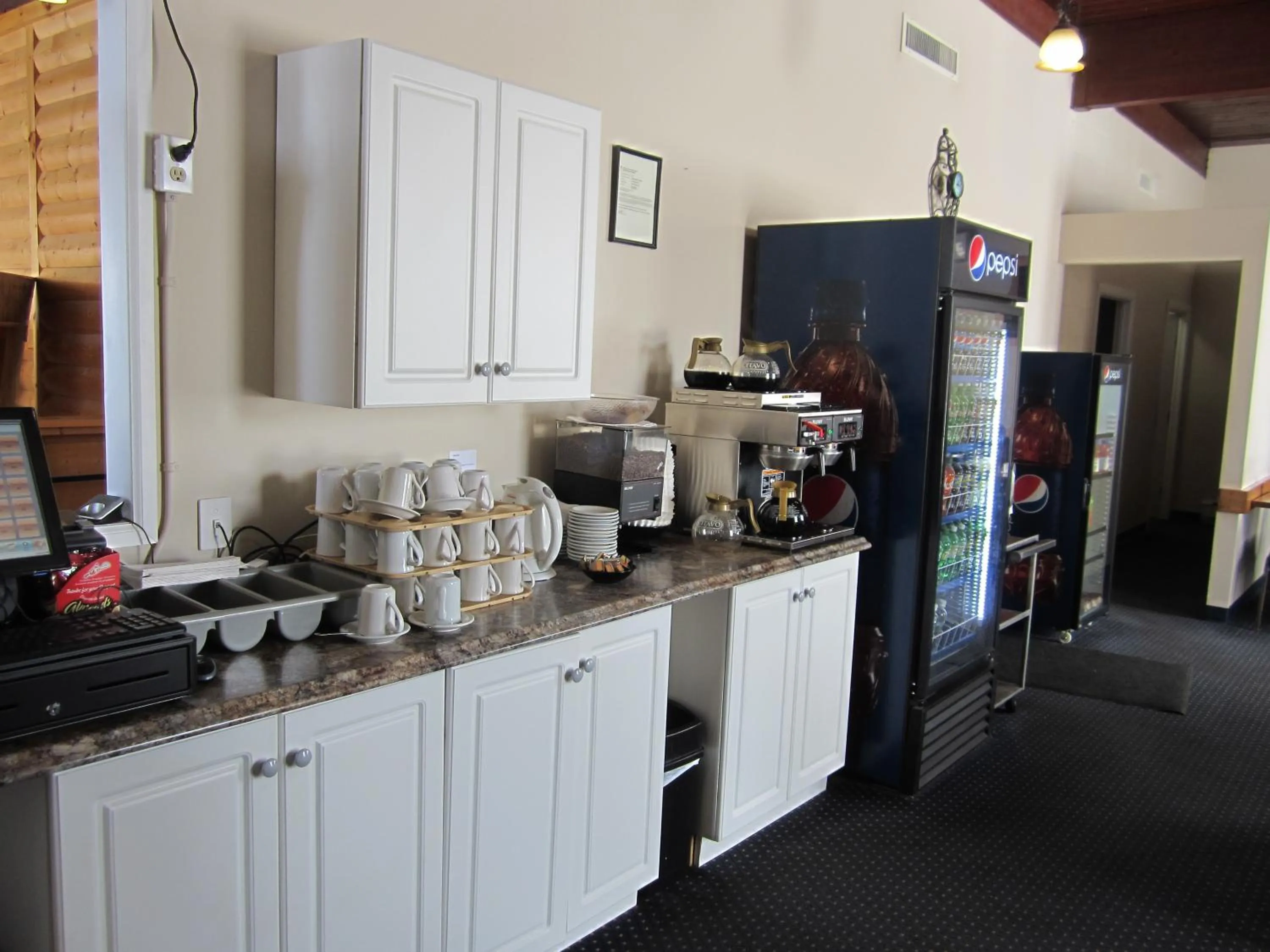 Restaurant/places to eat in Shoal Lake Motor Inn