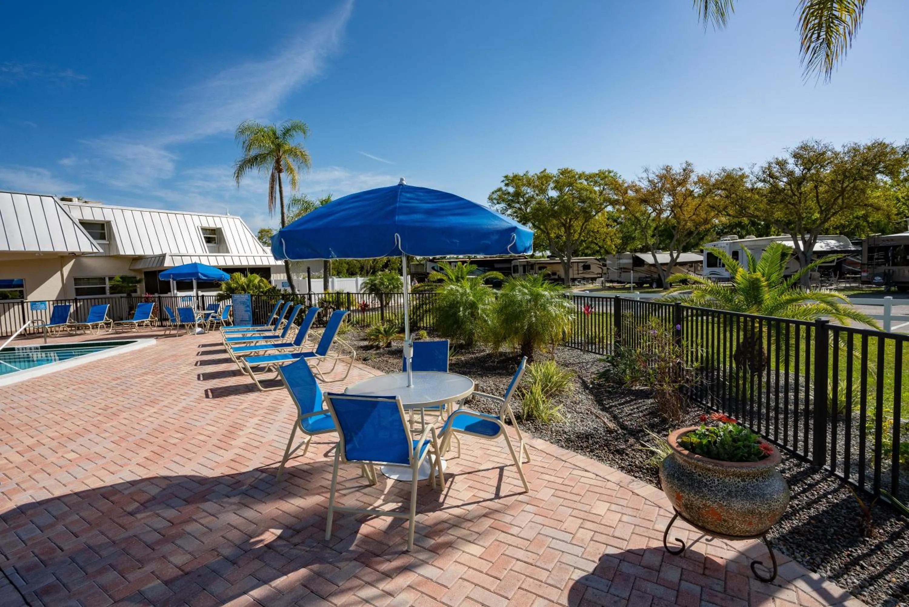 Patio in Sun Retreats Dunedin