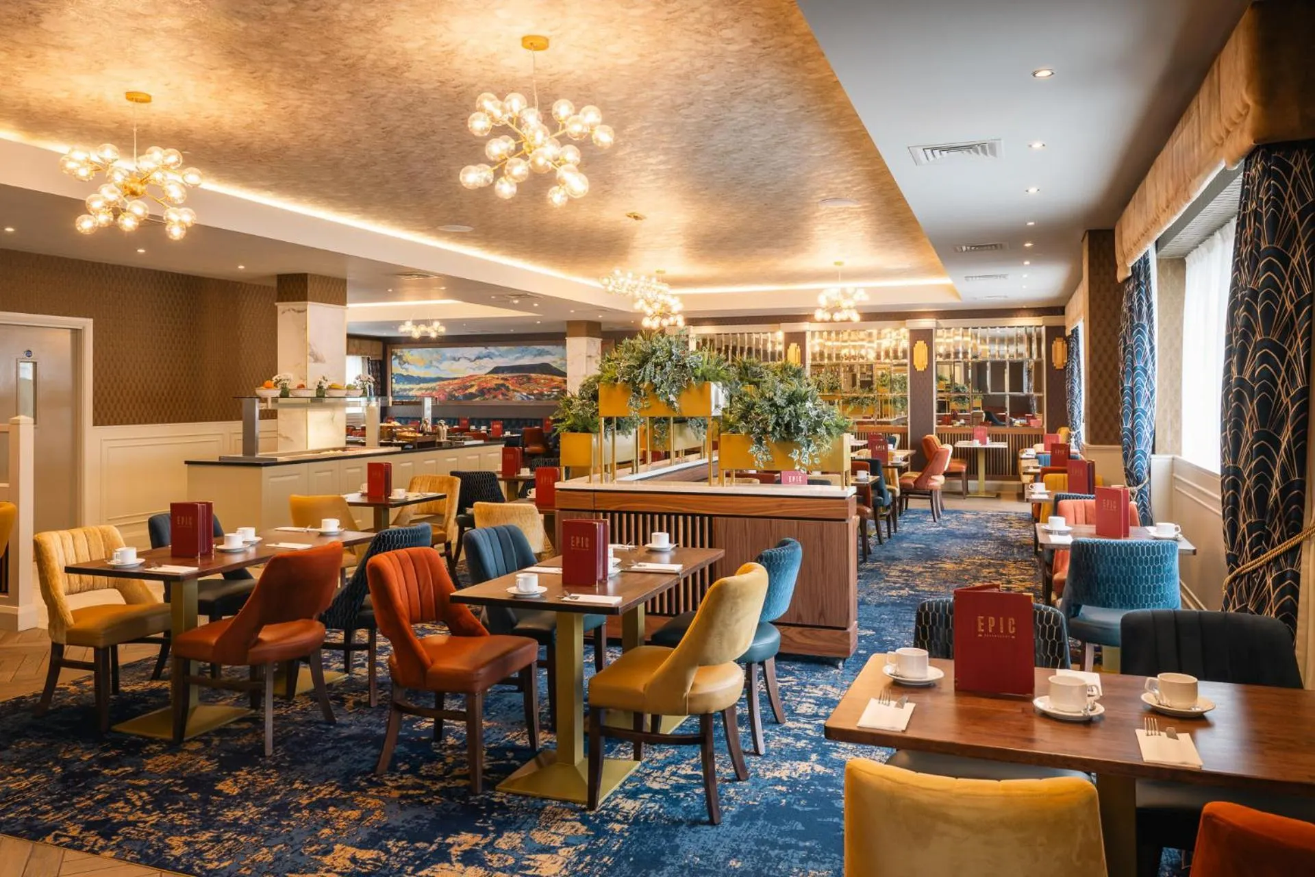 Restaurant/places to eat in Grand Canal Hotel