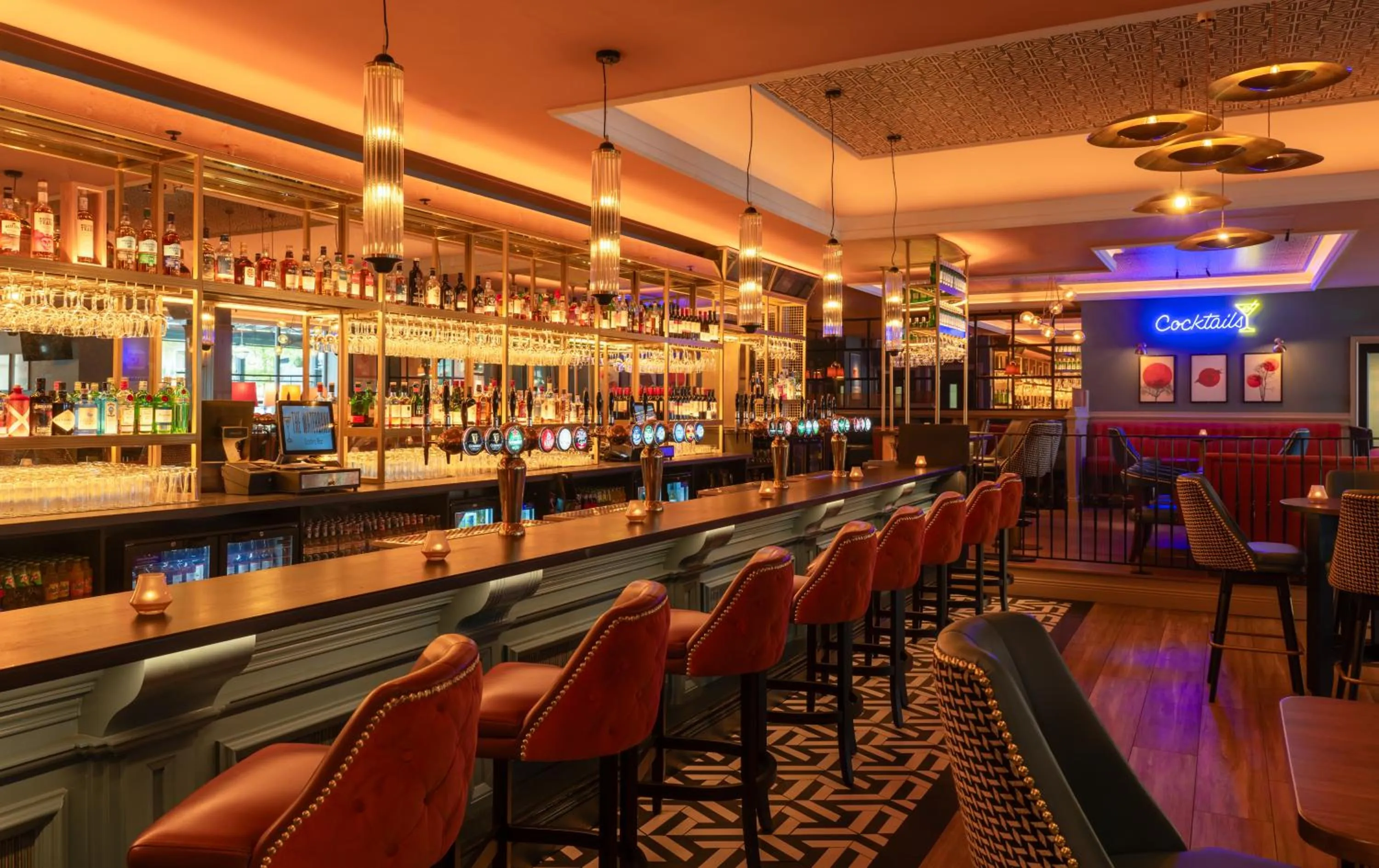 Lounge or bar in Grand Canal Hotel