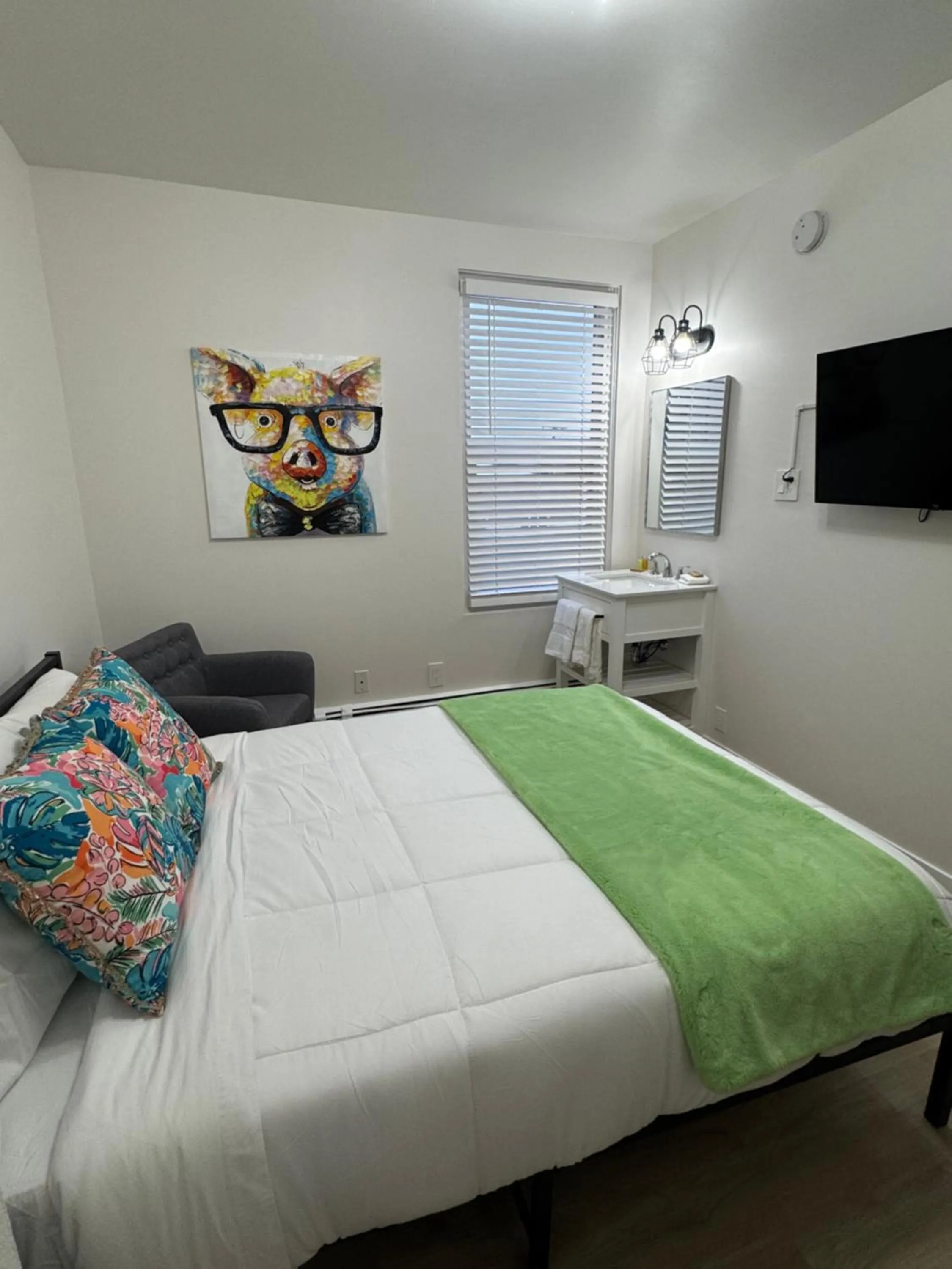 Bed in Commercial Hotel