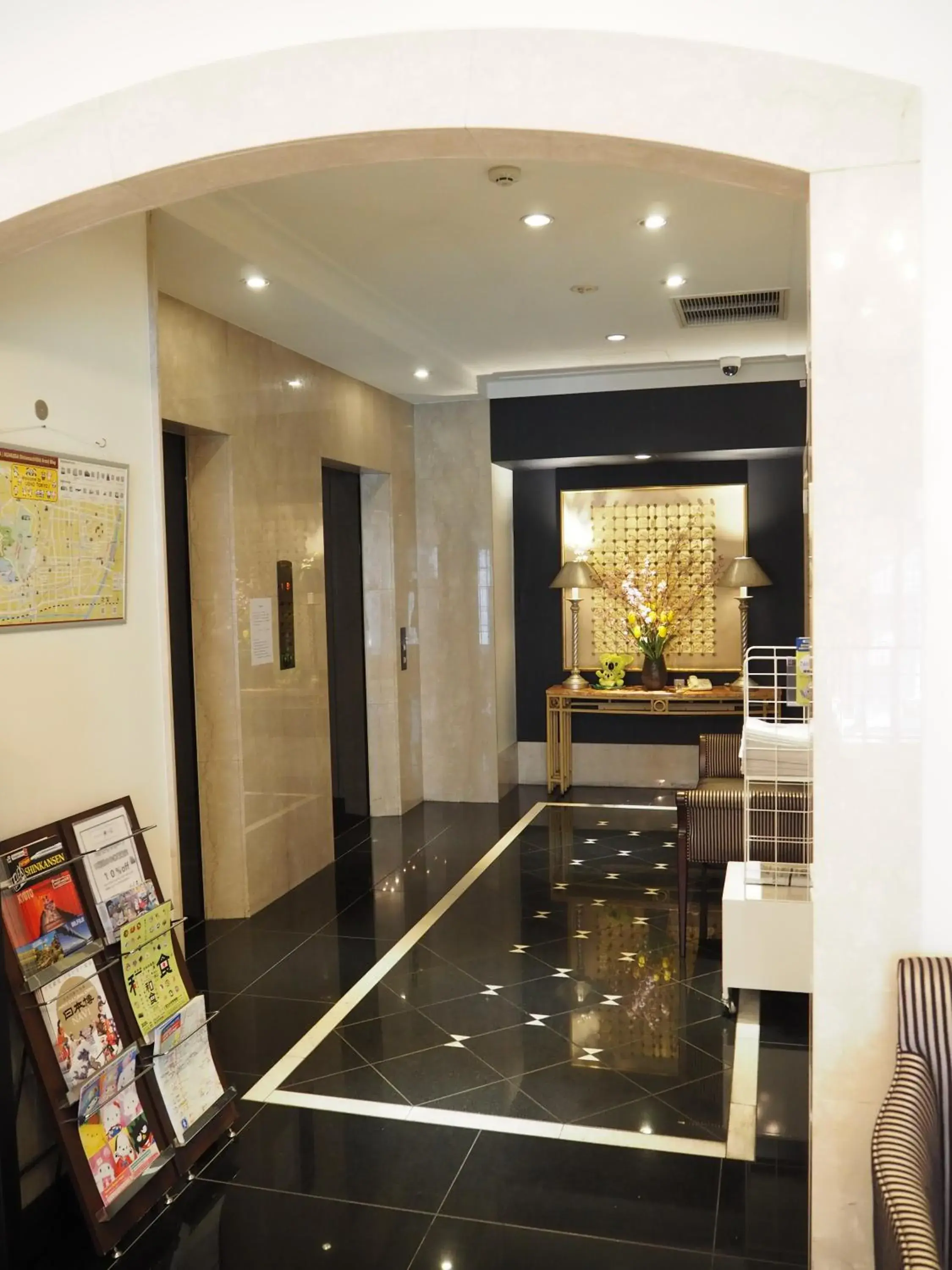 Lobby or reception in Hotel Sunroute Stellar Ueno Lobby or reception in Hotel Sunroute Stellar Ueno