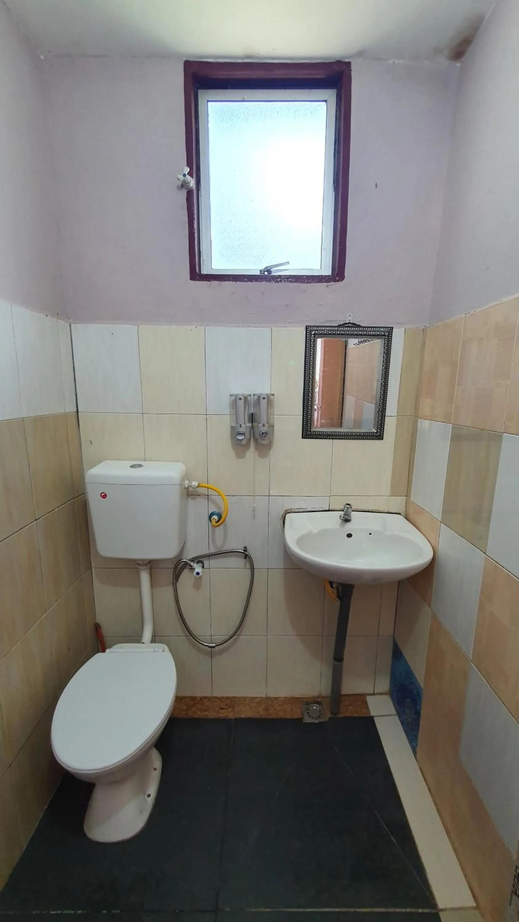 Shower in Chalet Kampong Semawar