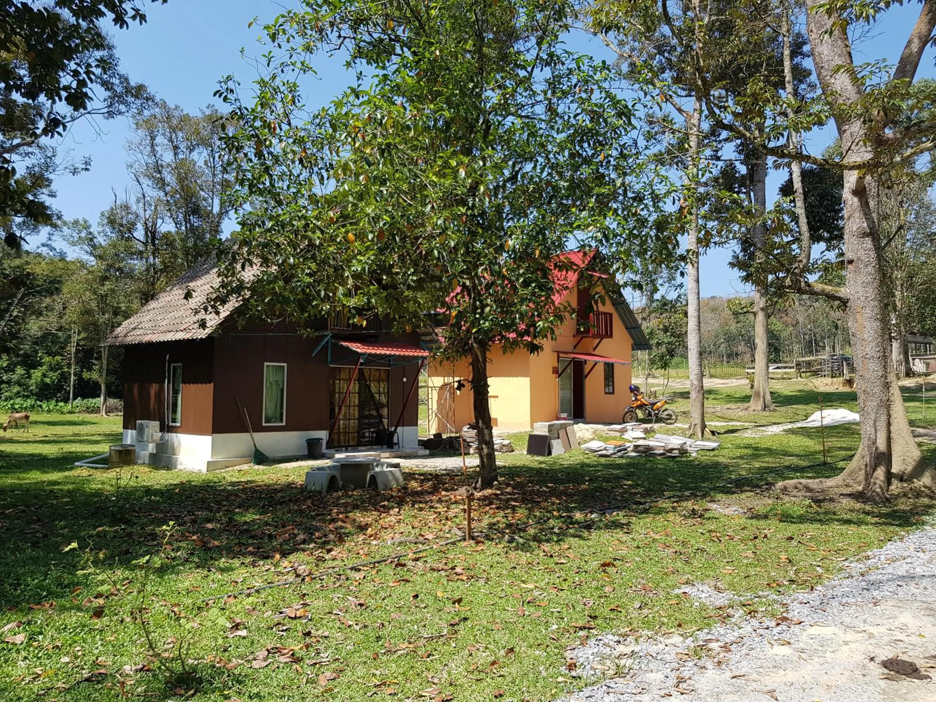 Facade/entrance in Chalet Kampong Semawar