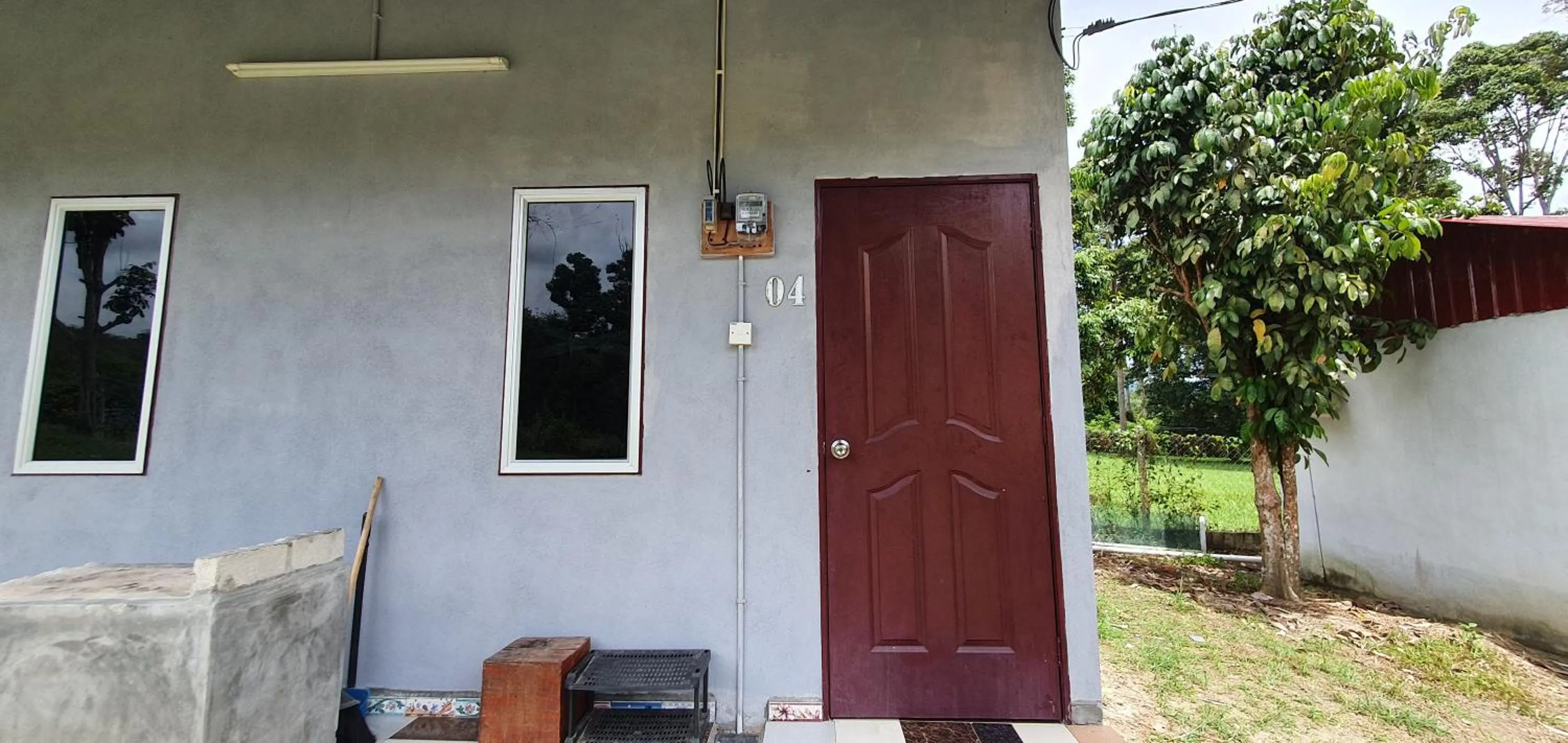 Property building in Chalet Kampong Semawar