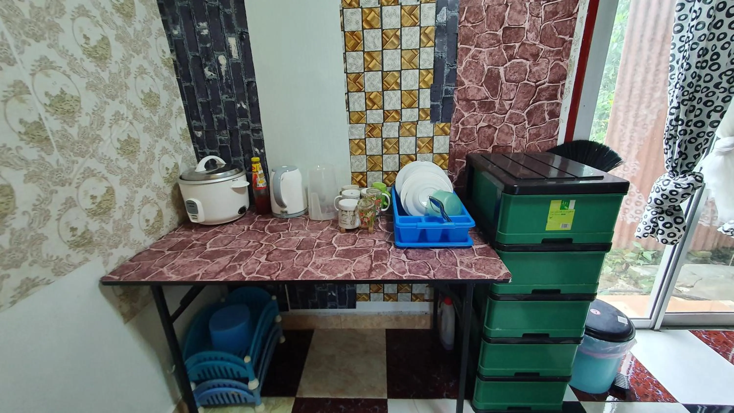 Property building in Chalet Kampong Semawar
