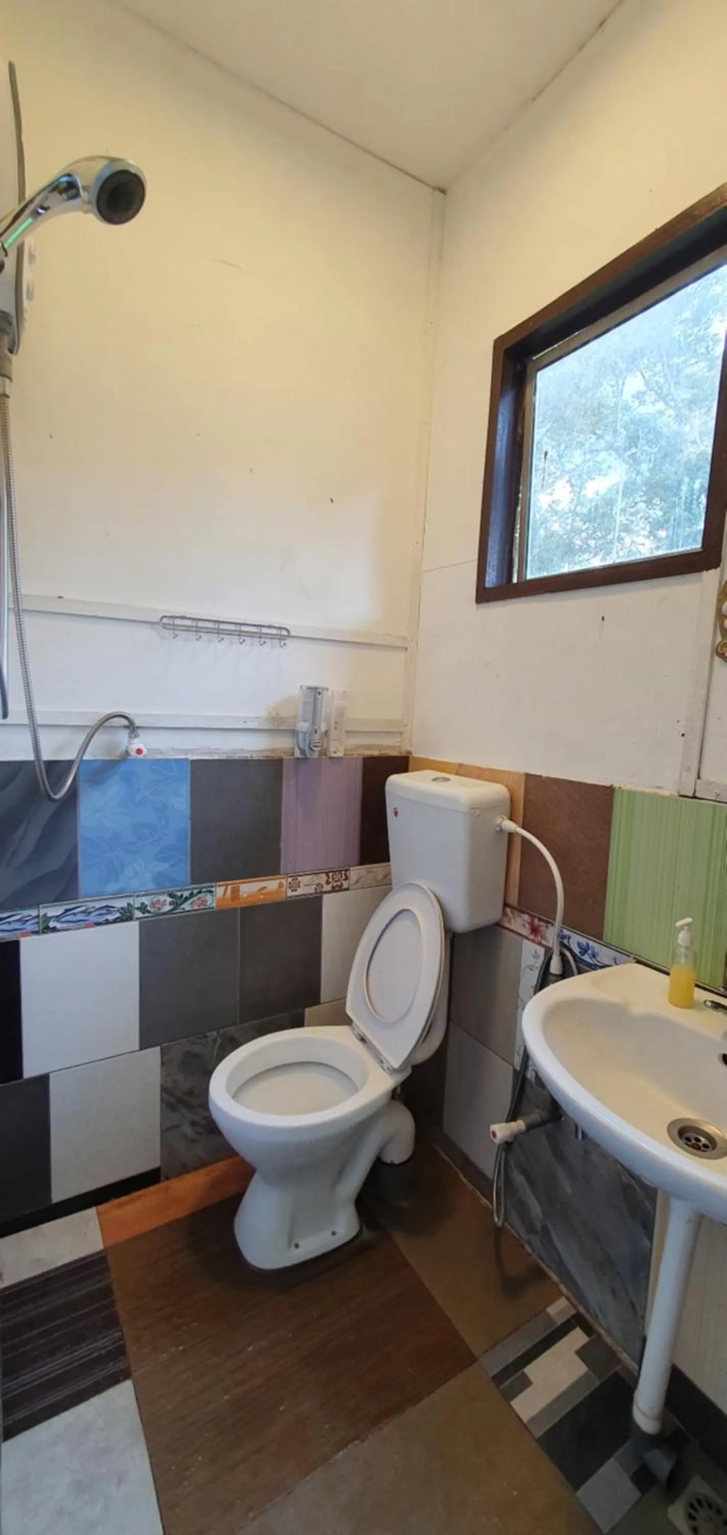 Shower in Chalet Kampong Semawar