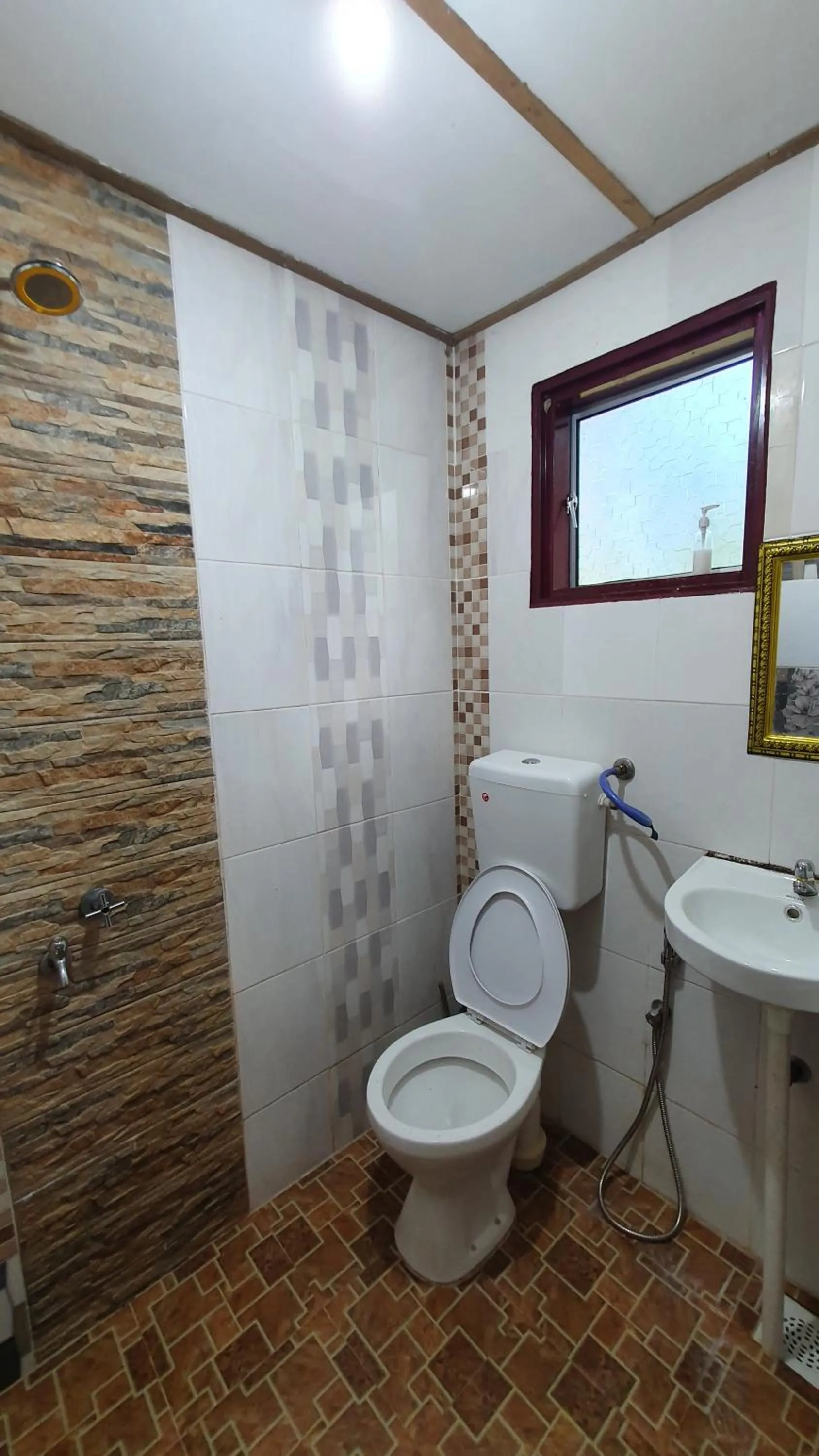 Shower in Chalet Kampong Semawar