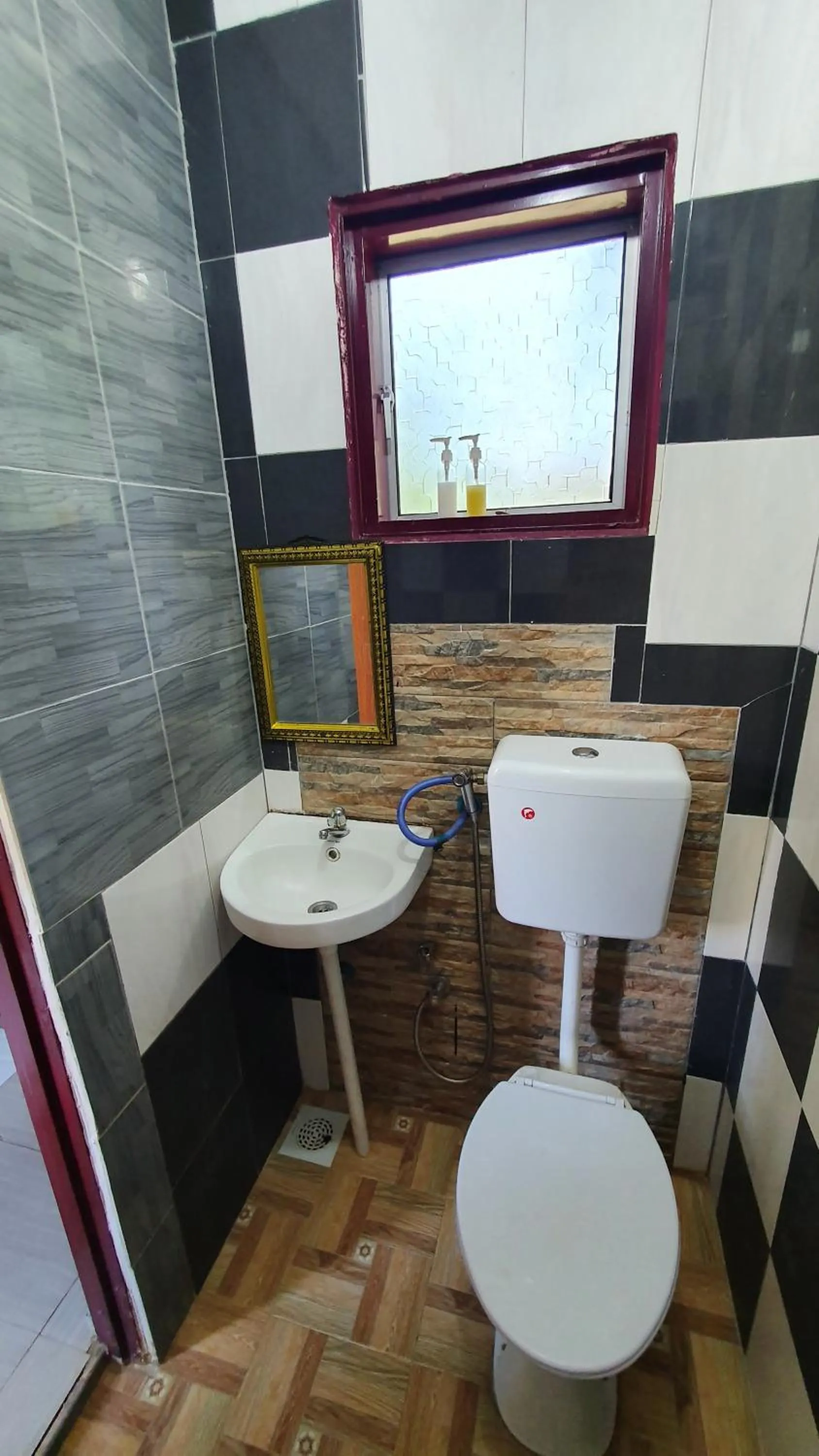 Shower in Chalet Kampong Semawar