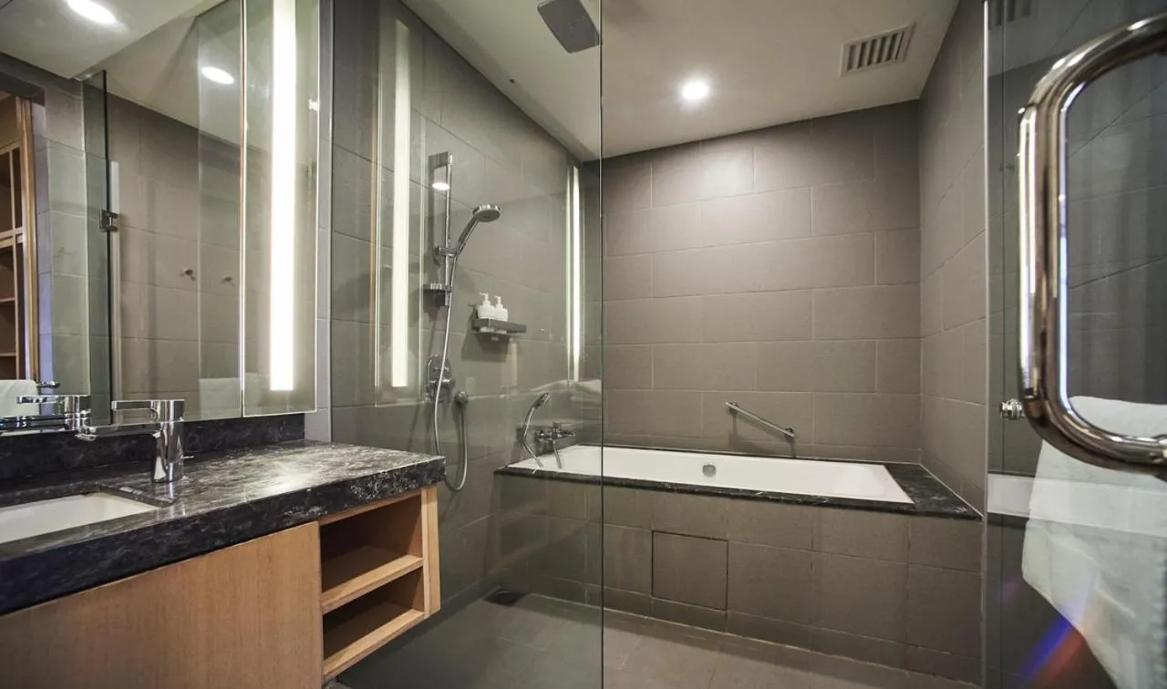 188 Suites by NamaStay