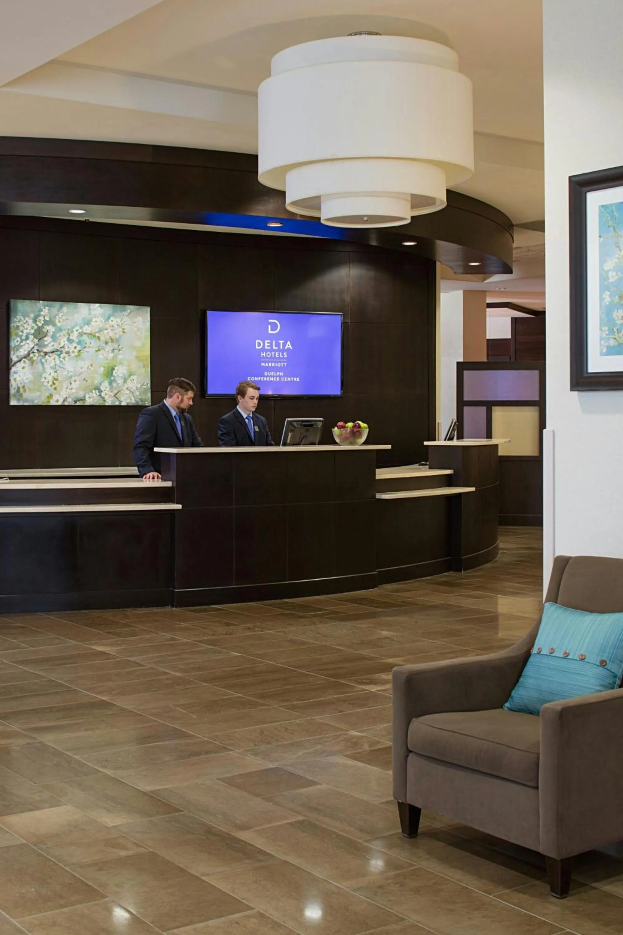 Lobby or reception in Delta Hotels by Marriott Guelph Conference Centre
