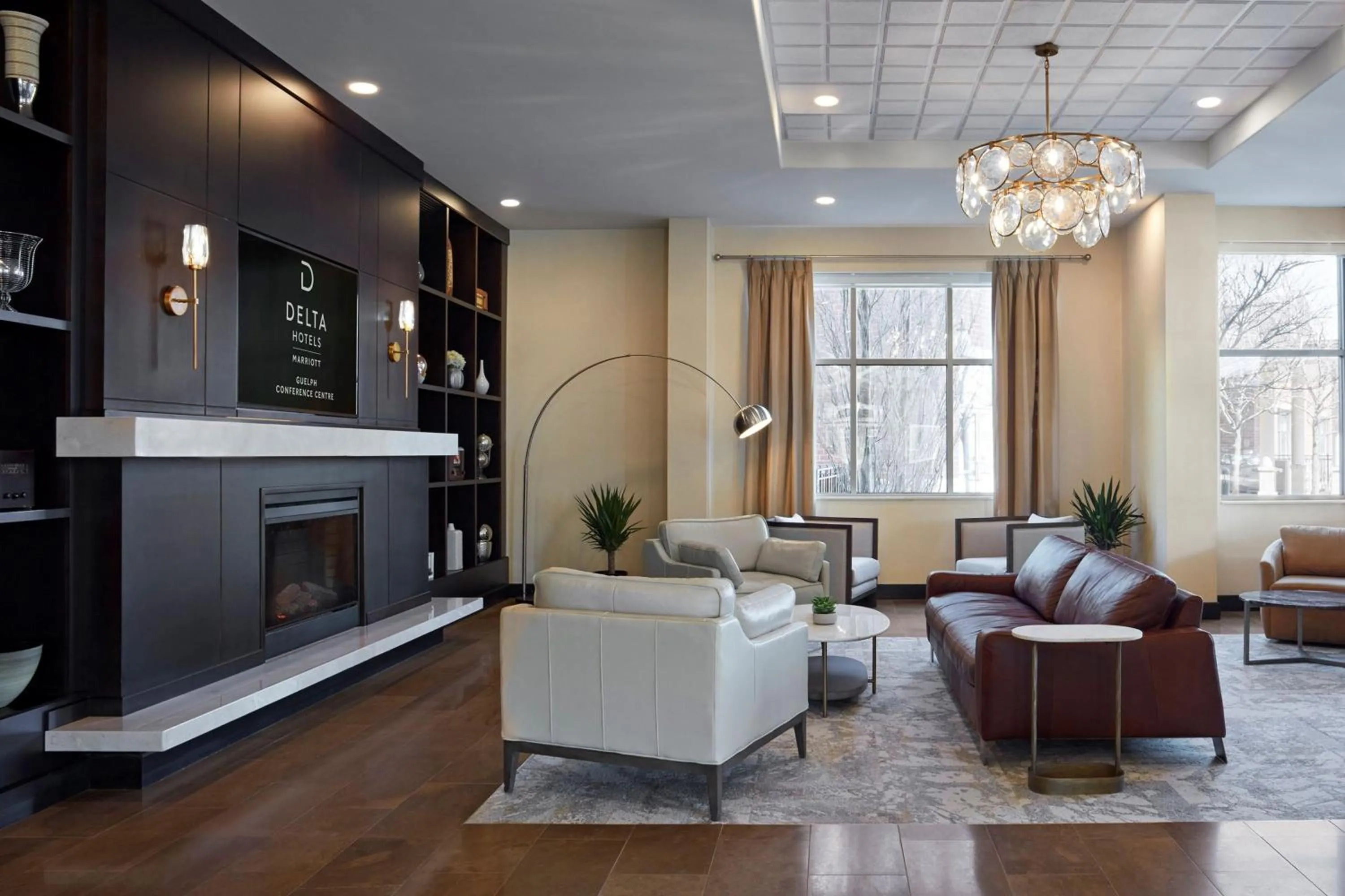 Lobby or reception in Delta Hotels by Marriott Guelph Conference Centre