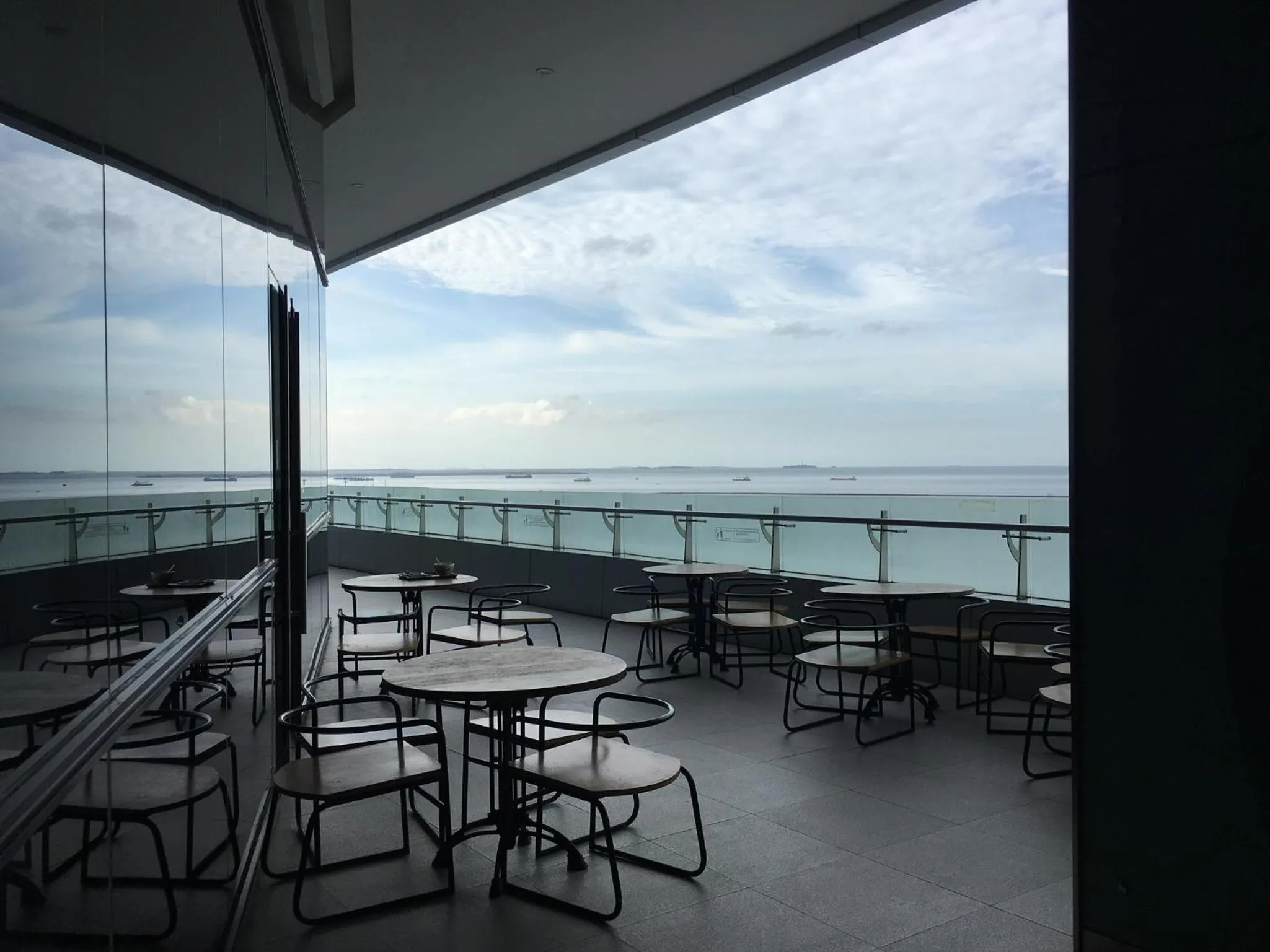 Restaurant/places to eat in Grandboutique-Inn