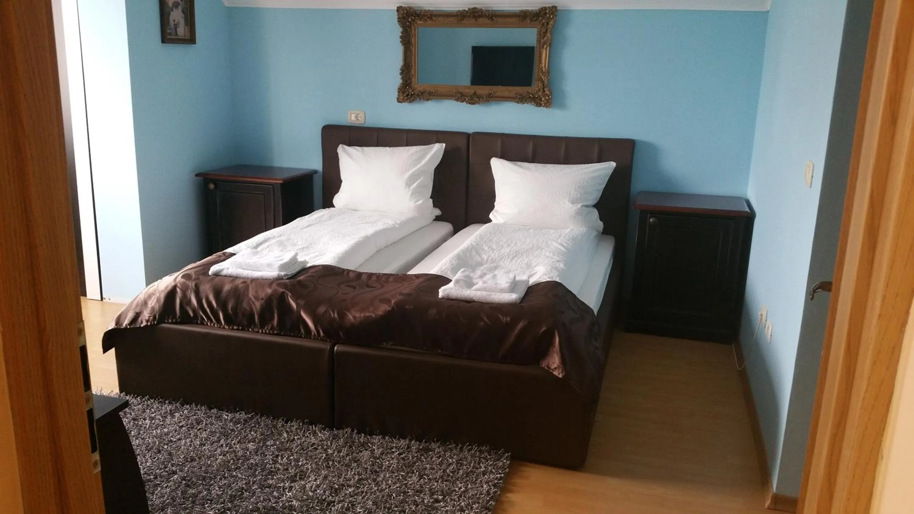 Double or Twin Room in Family Pension