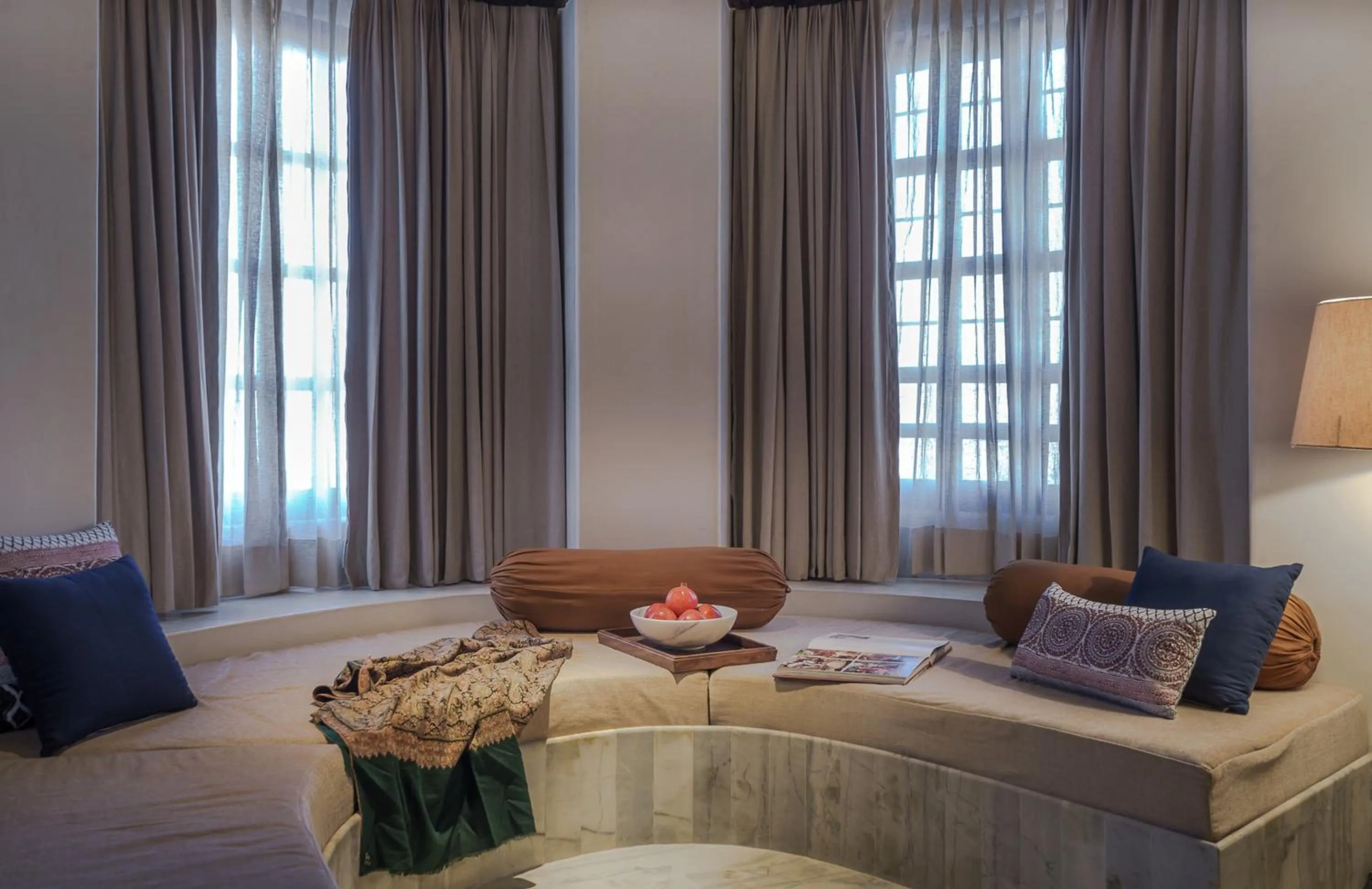 Seating area, Bed in Alila Fort Bishangarh Jaipur - A Hyatt Brand