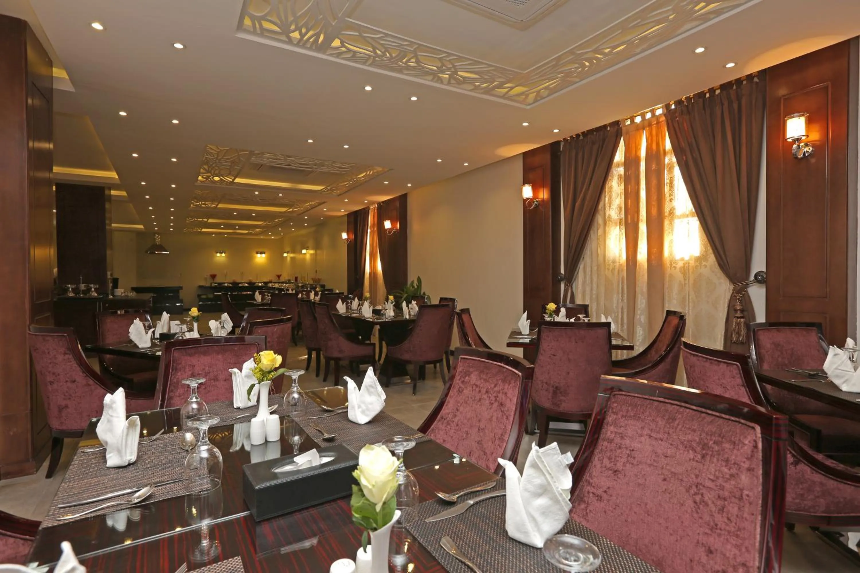Restaurant/places to eat in Al Muhaidb Residence Al Ahsa
