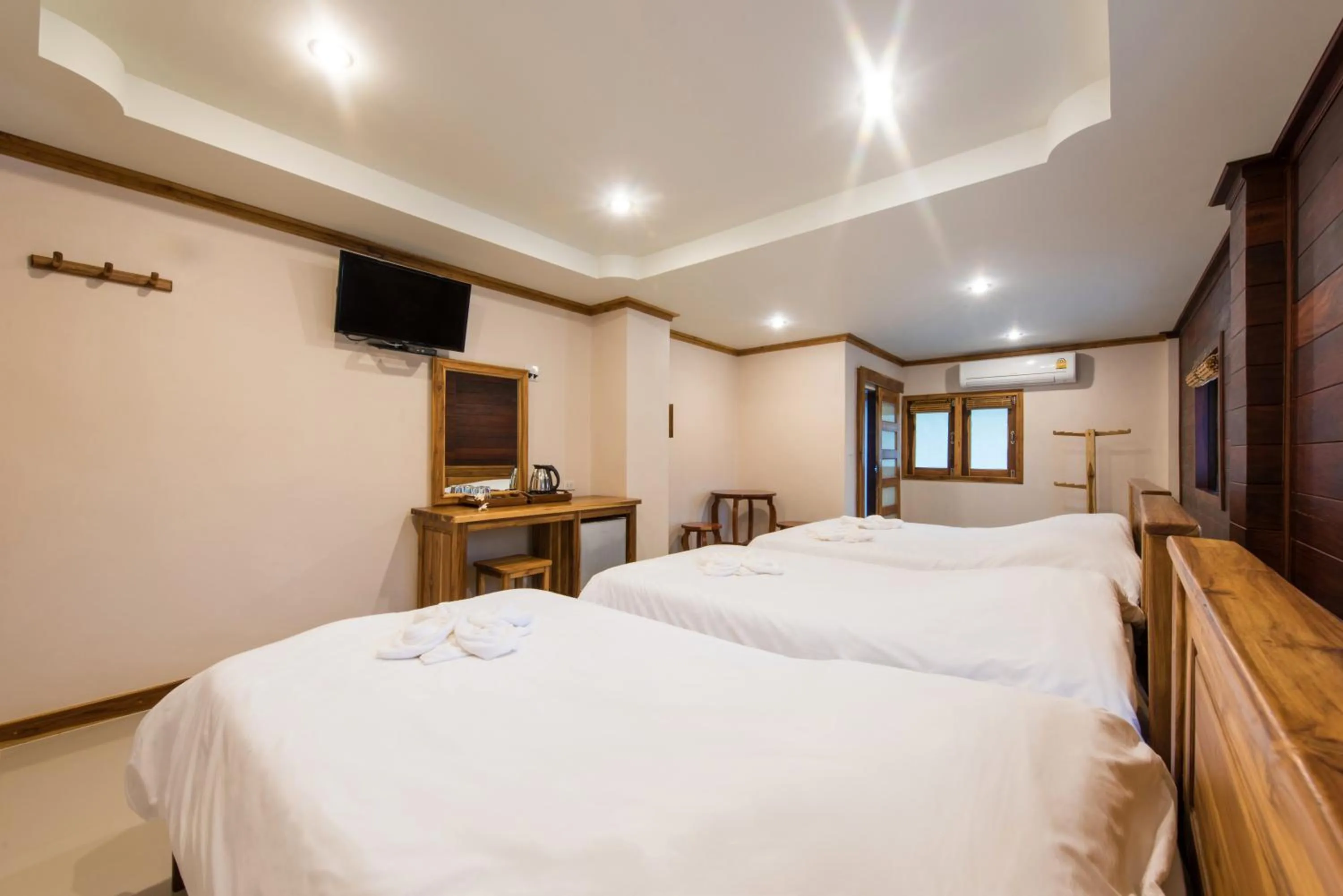 Bed in Thongphaphum River