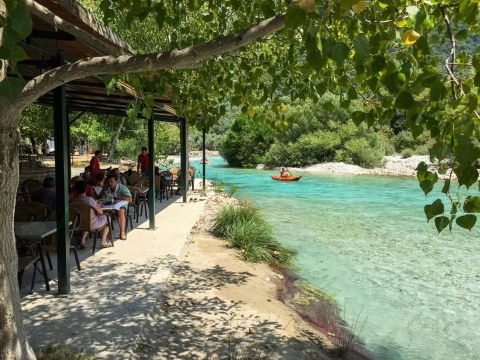 Restaurant/places to eat in Acheron Springs-Markou Ilias