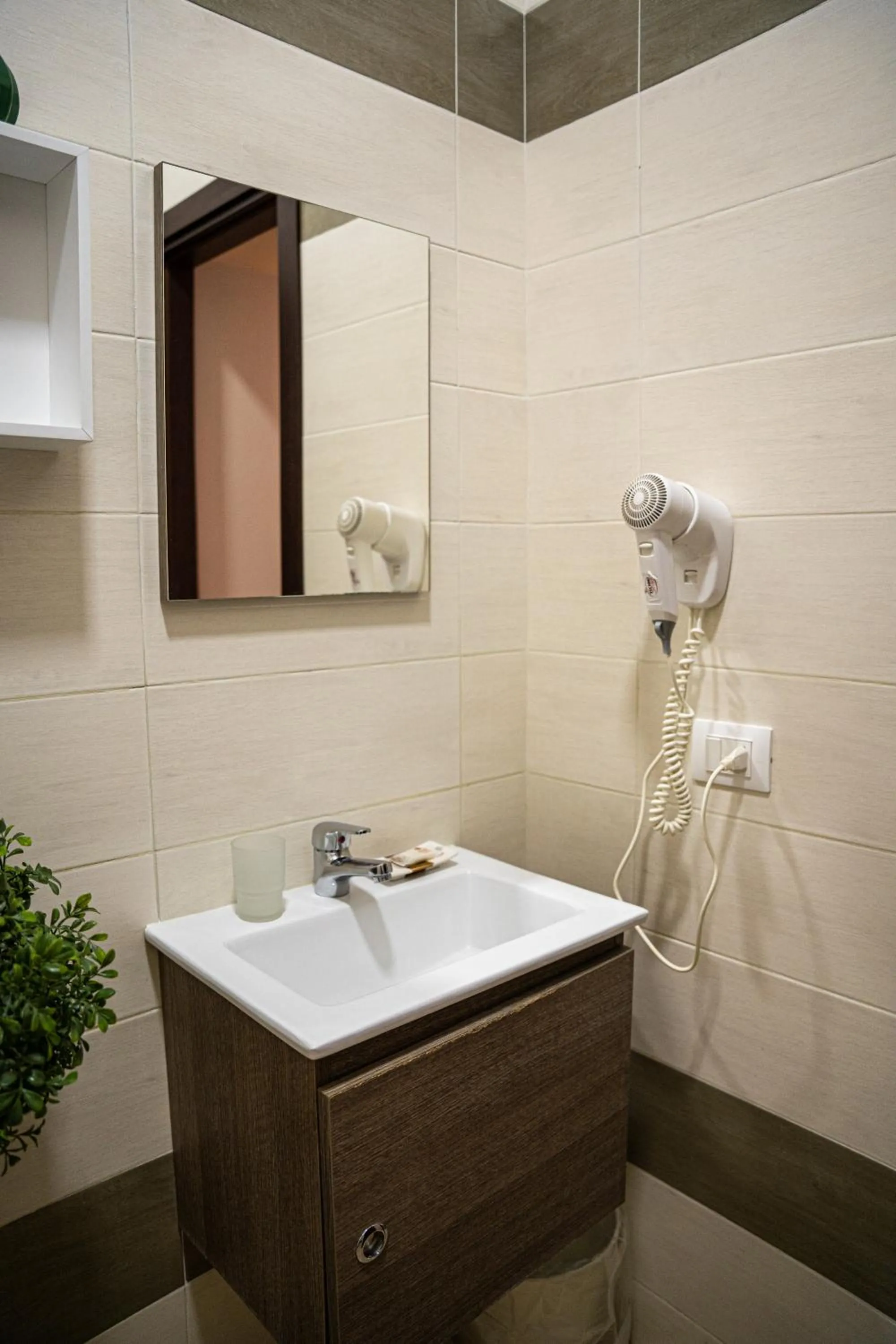 Bathroom in Napoli City Rooms