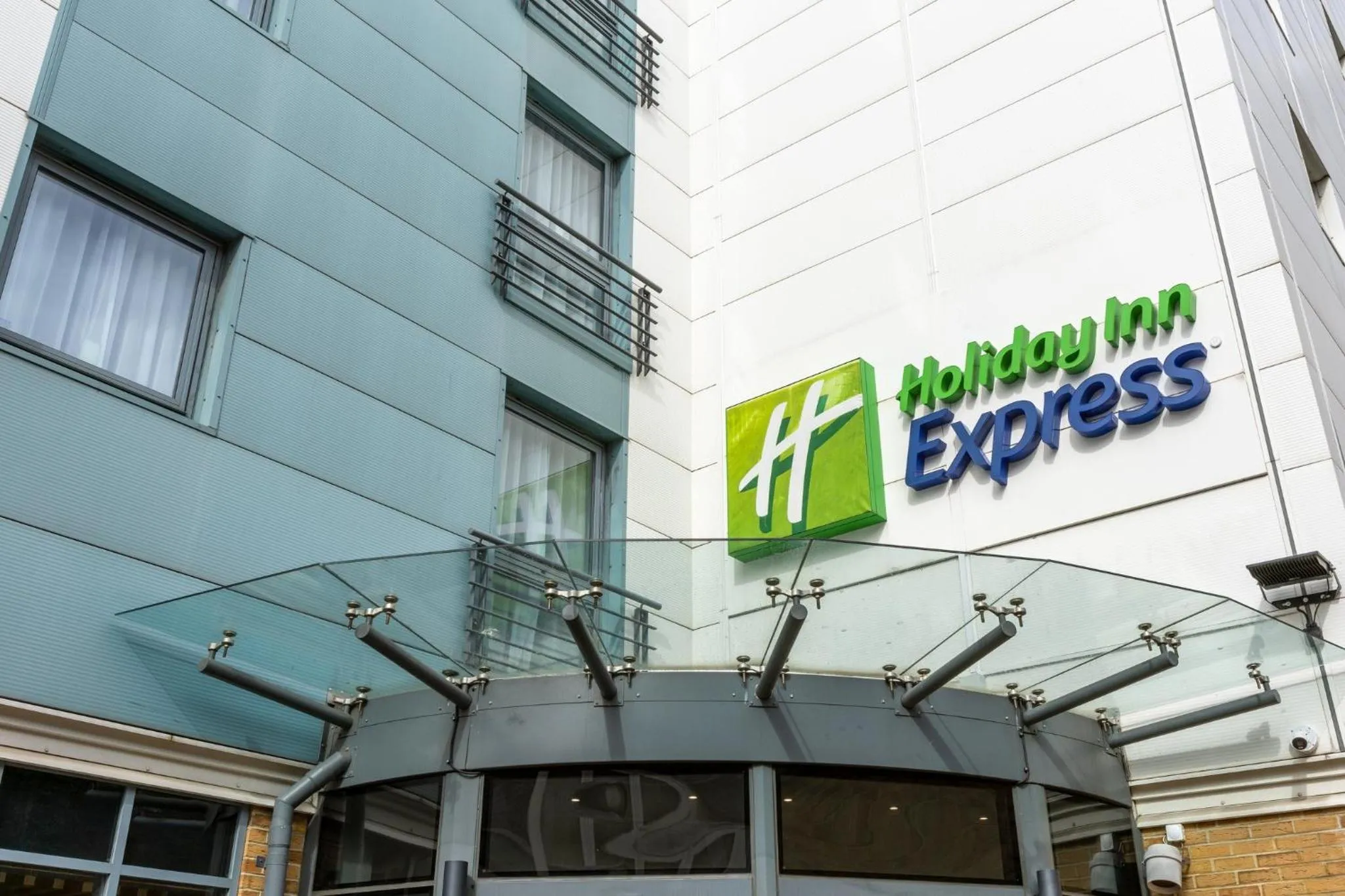 Property building in Holiday Inn Express London Croydon by IHG