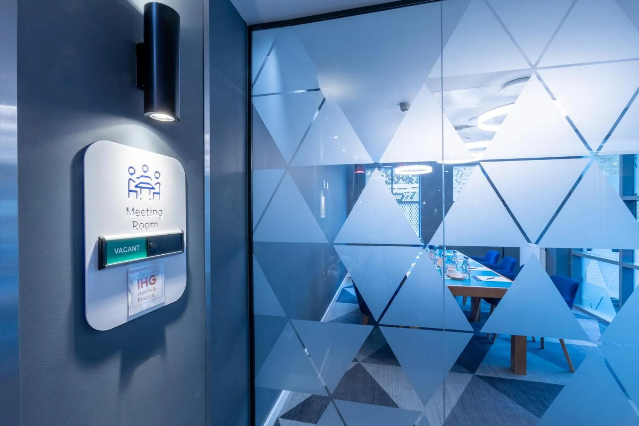 Meeting/conference room in Holiday Inn Express London Croydon by IHG