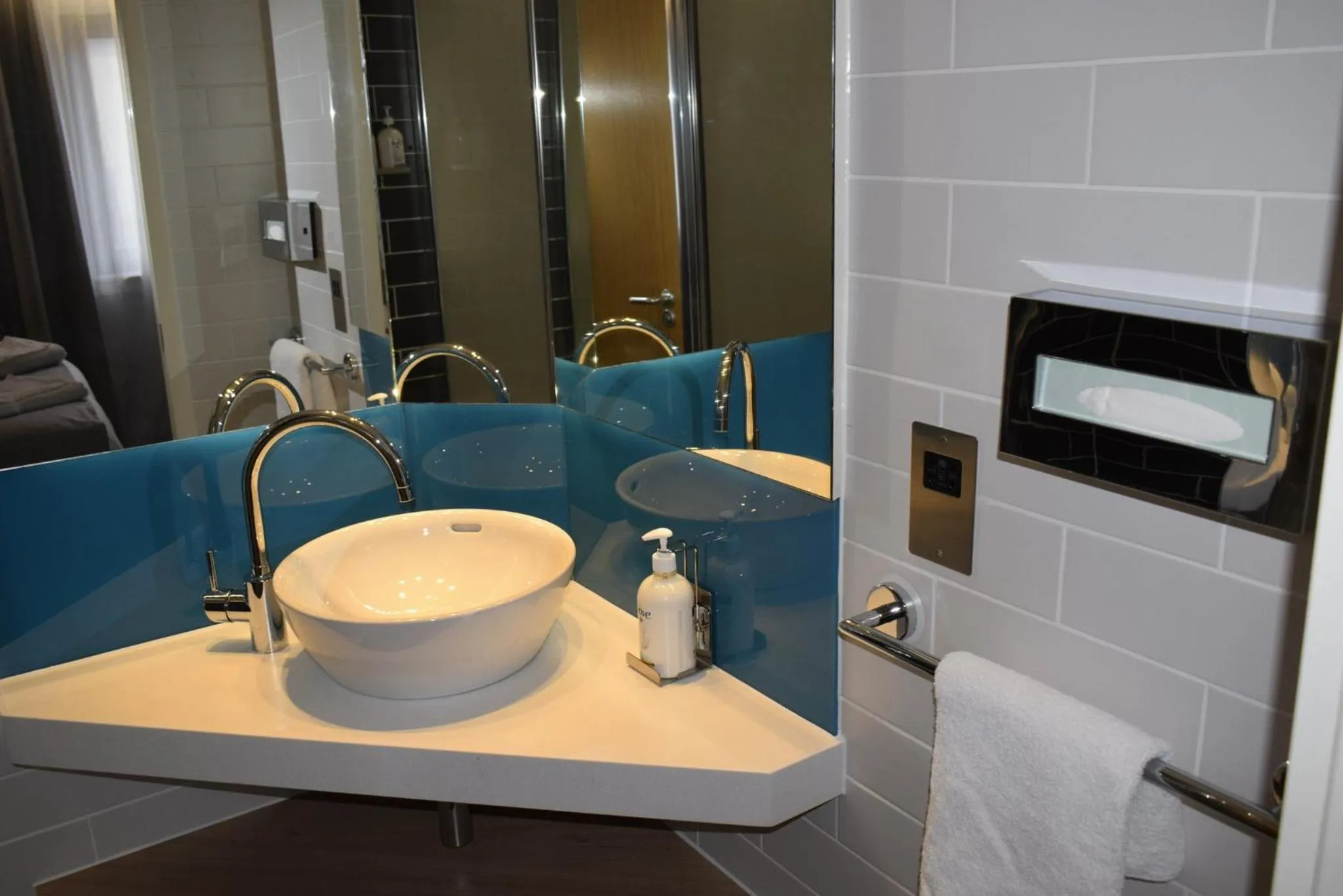 Bathroom in Holiday Inn Express London Croydon by IHG