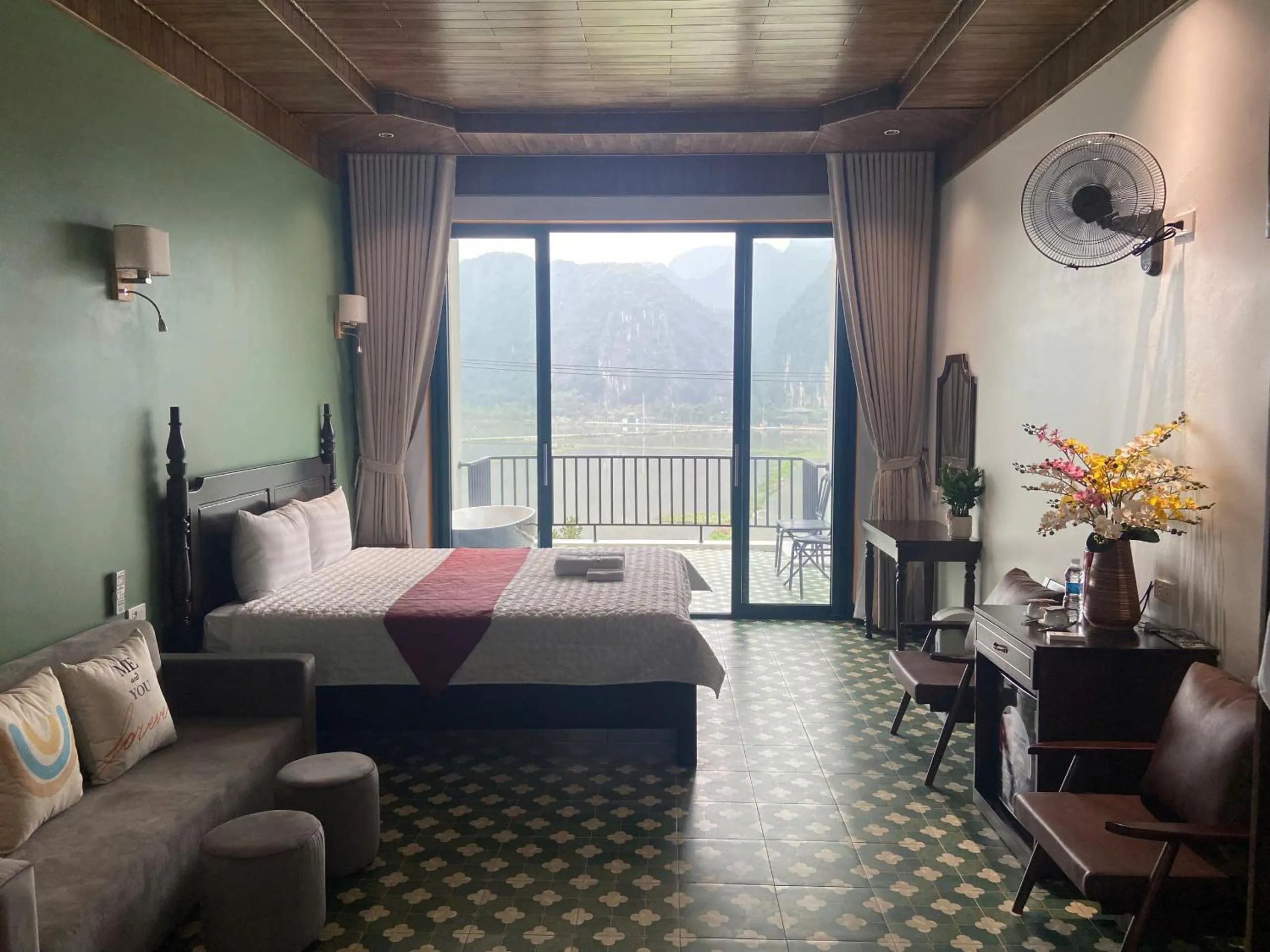 Bed in Tam Coc Mountain View Homestay