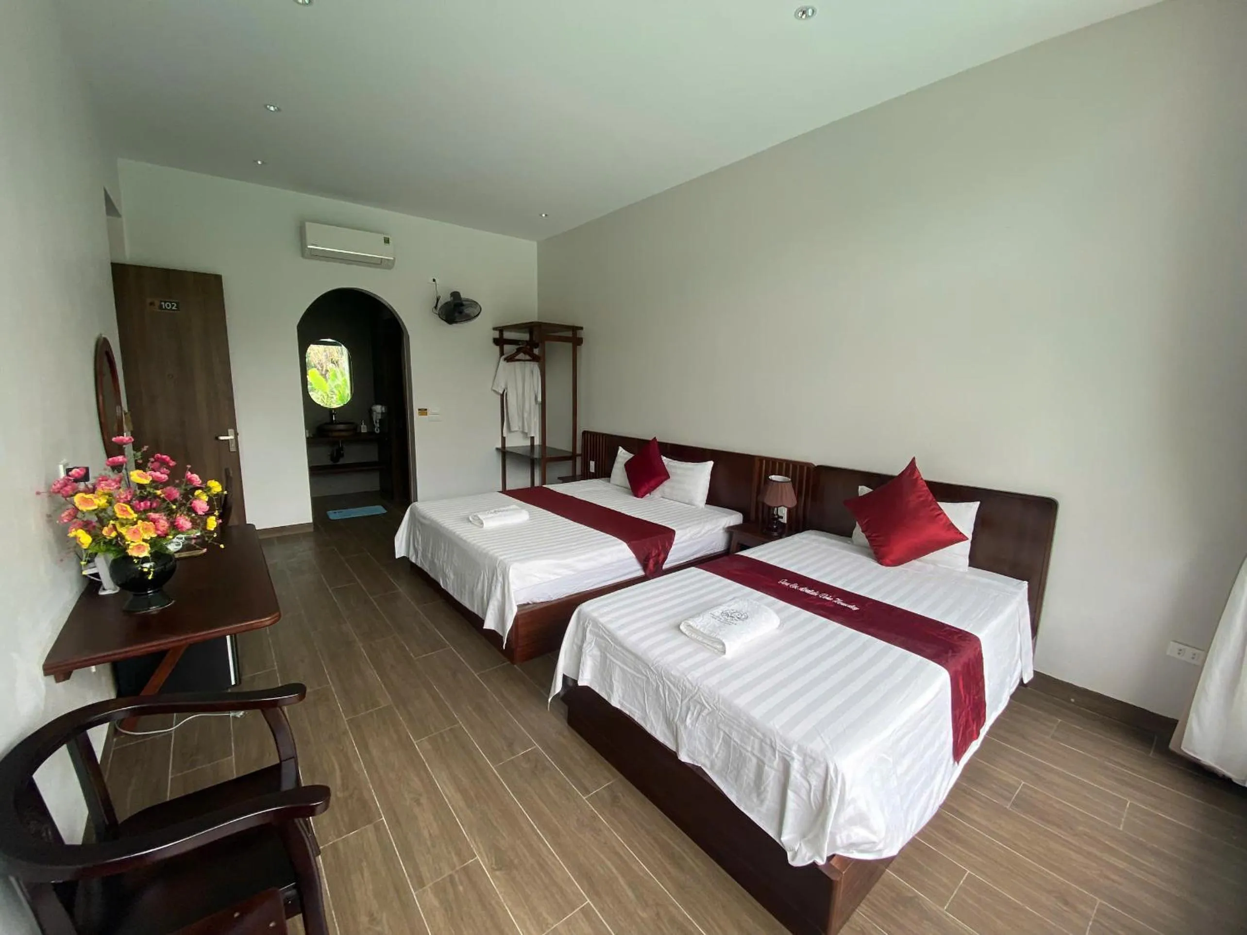 Bedroom, Bed in Tam Coc Mountain View Homestay