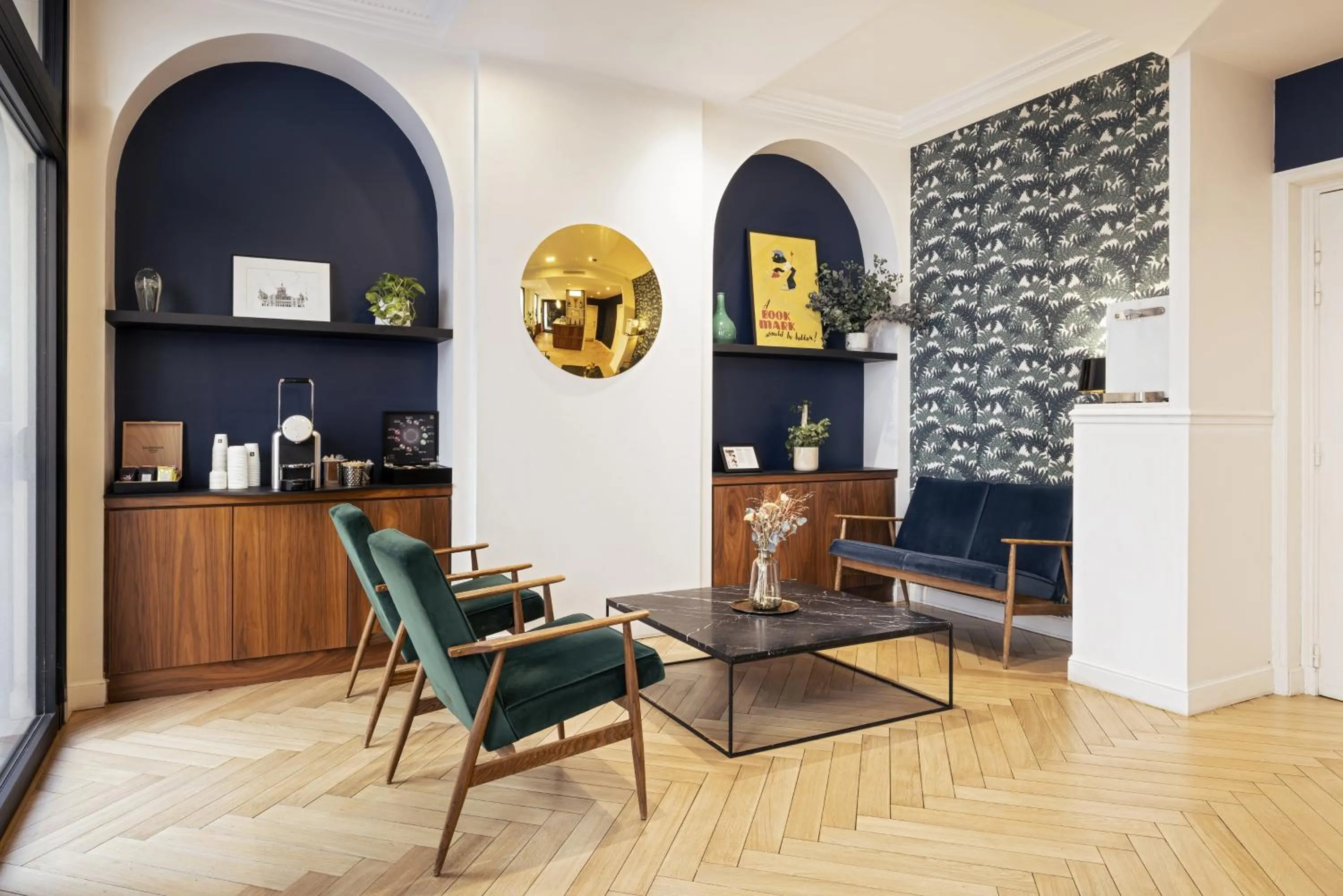 Lobby or reception in Hotel Rendez-Vous Batignolles