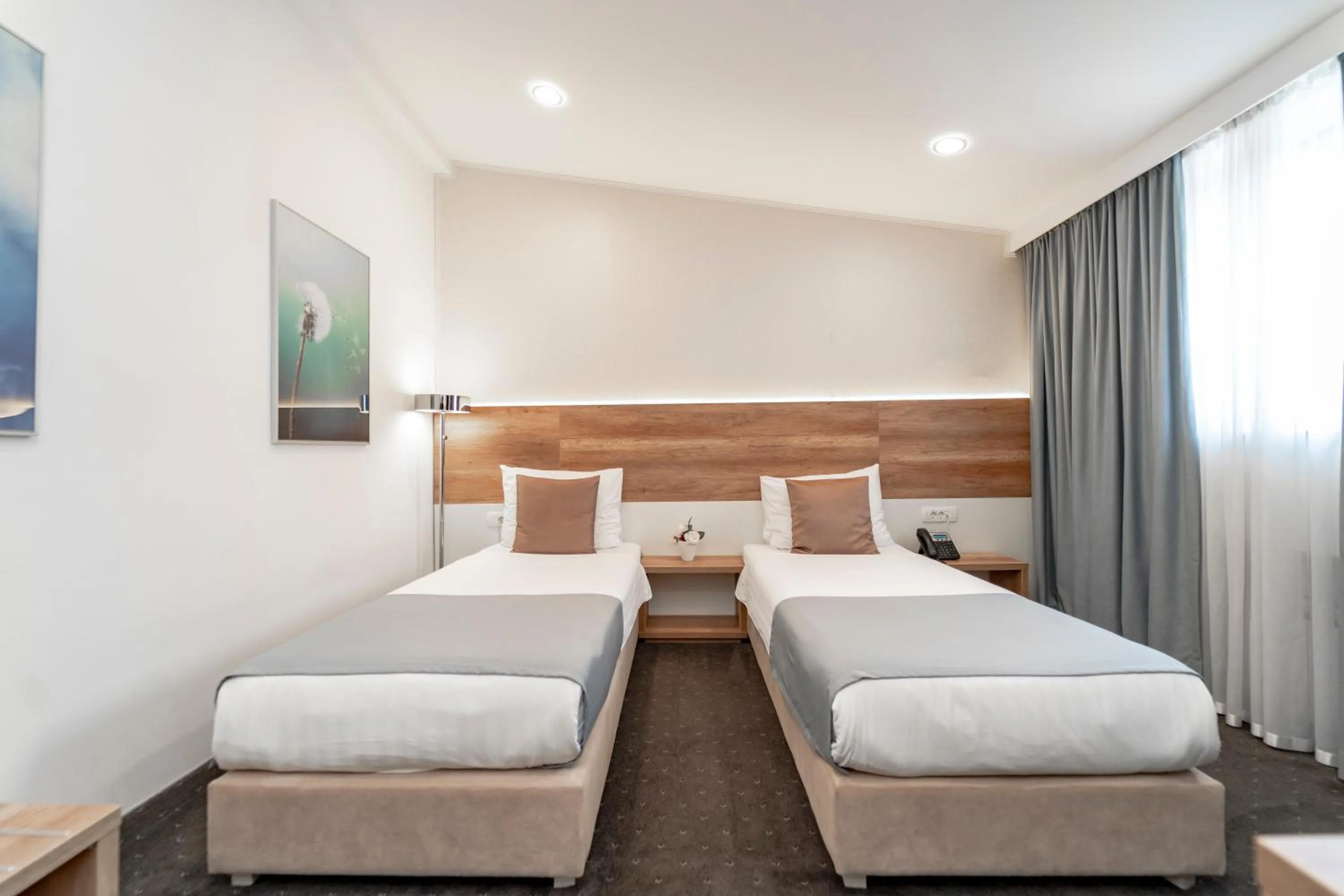 Bed in Hotel Santiny