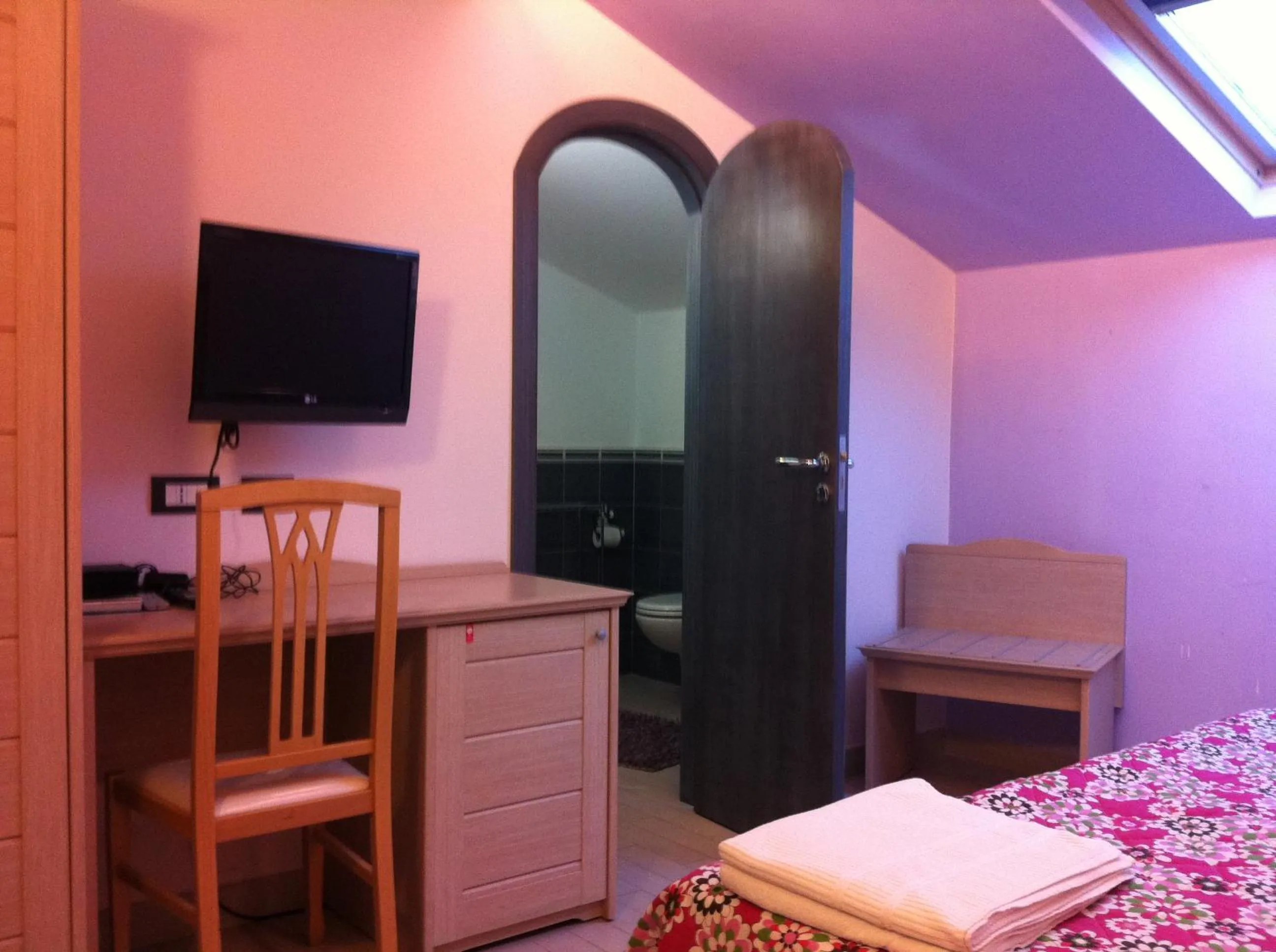 Photo of the whole room, Bed in Sorrento Belvedere B&B