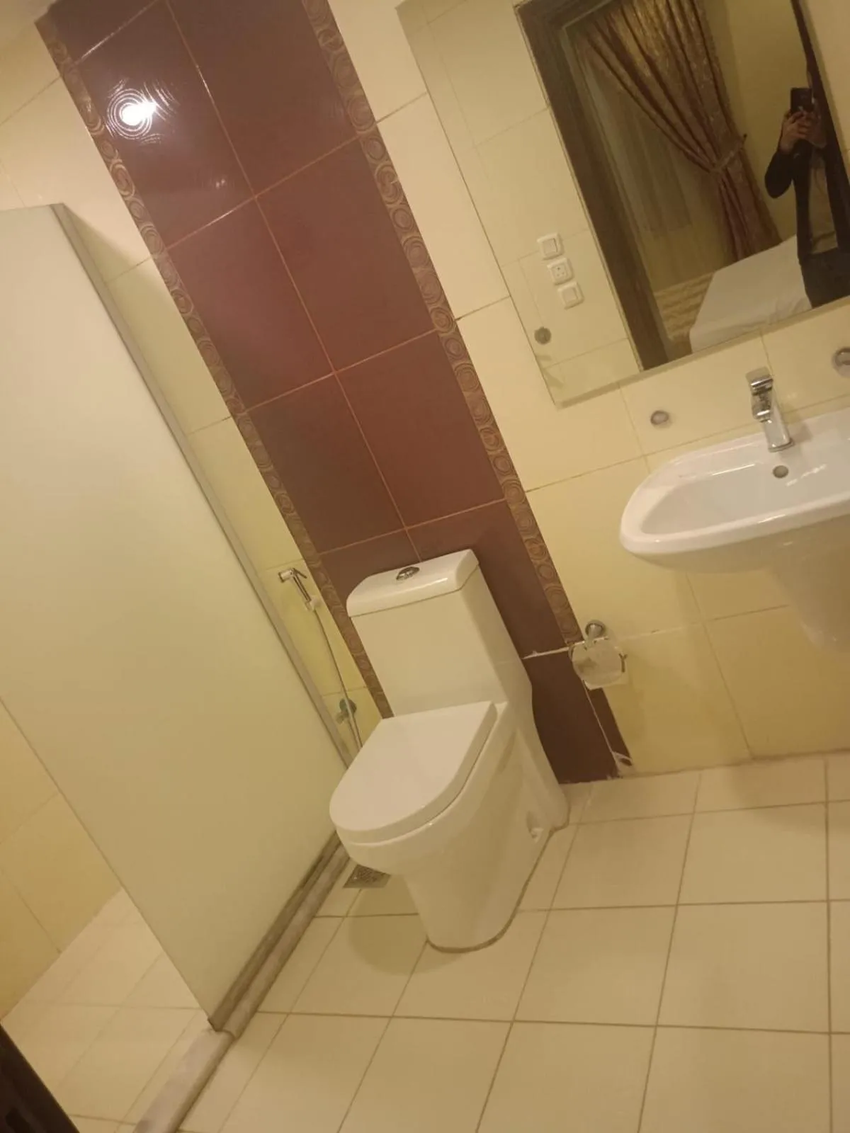 Rolana Furnished Apartments