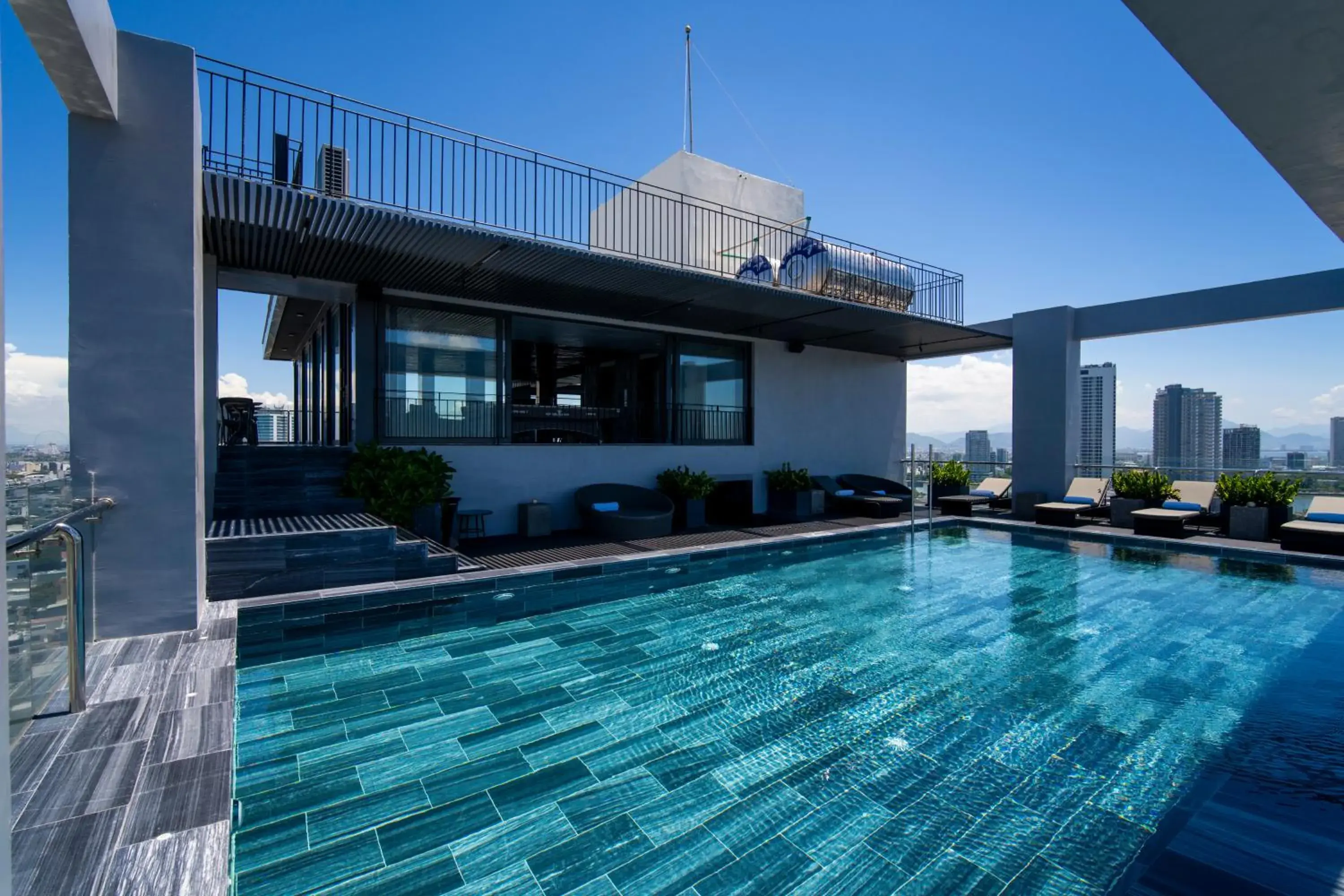 Swimming pool in Luxtery Hotel Swimming pool in Luxtery Hotel