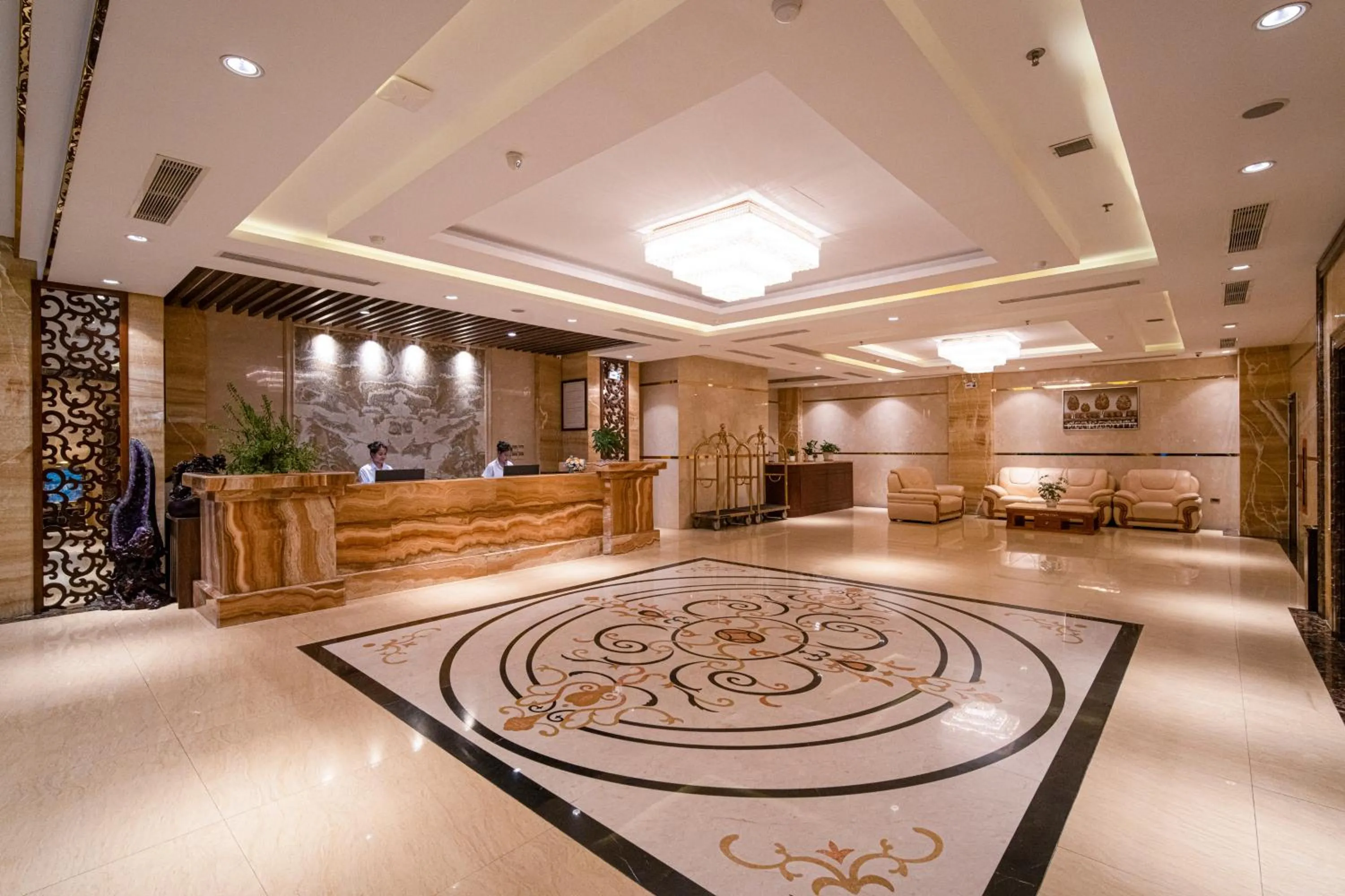 Lobby or reception in Luxtery Hotel