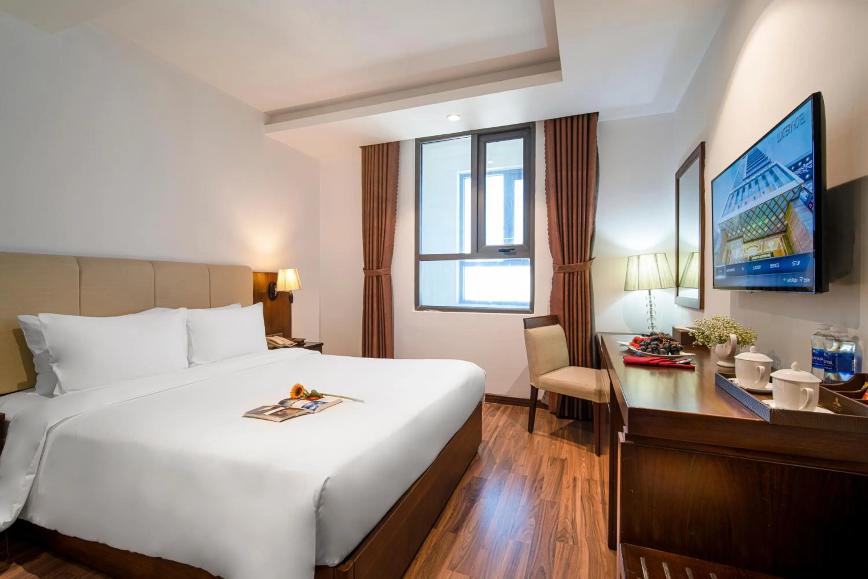 View (from property/room), Bed in Luxtery Hotel